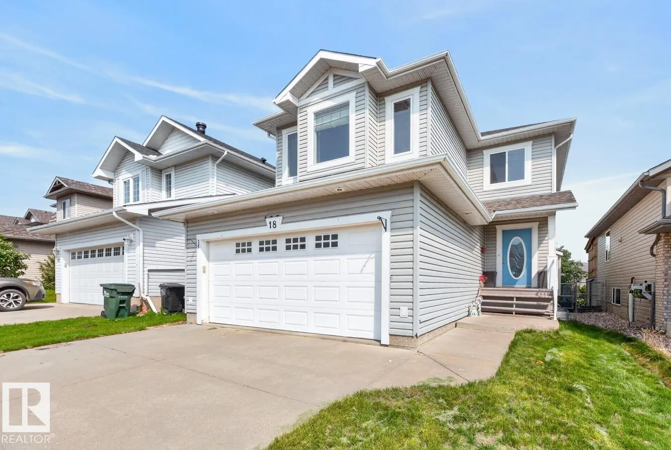 18 CASCADE Crescent