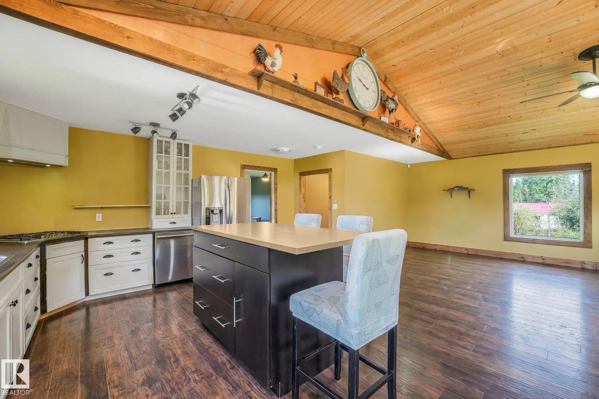 6132 HGHWAY 16