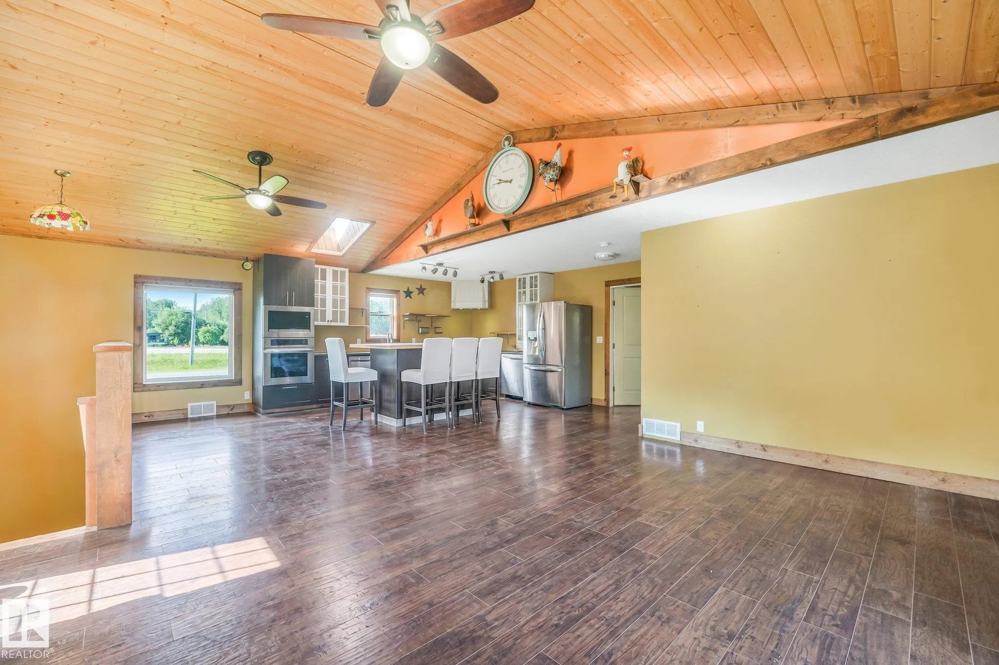 6132 HGHWAY 16
