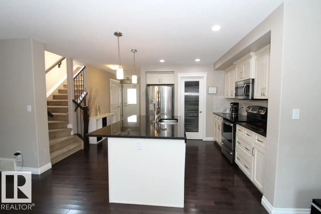3048 HARVEY Crescent