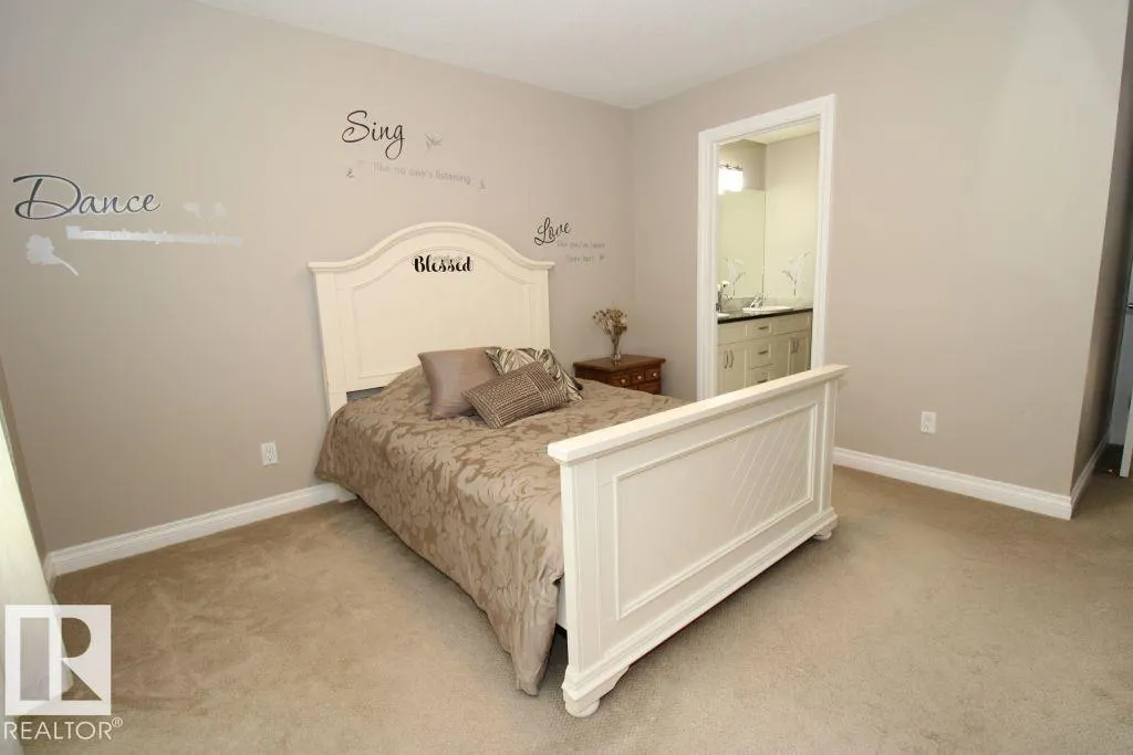 3048 HARVEY Crescent