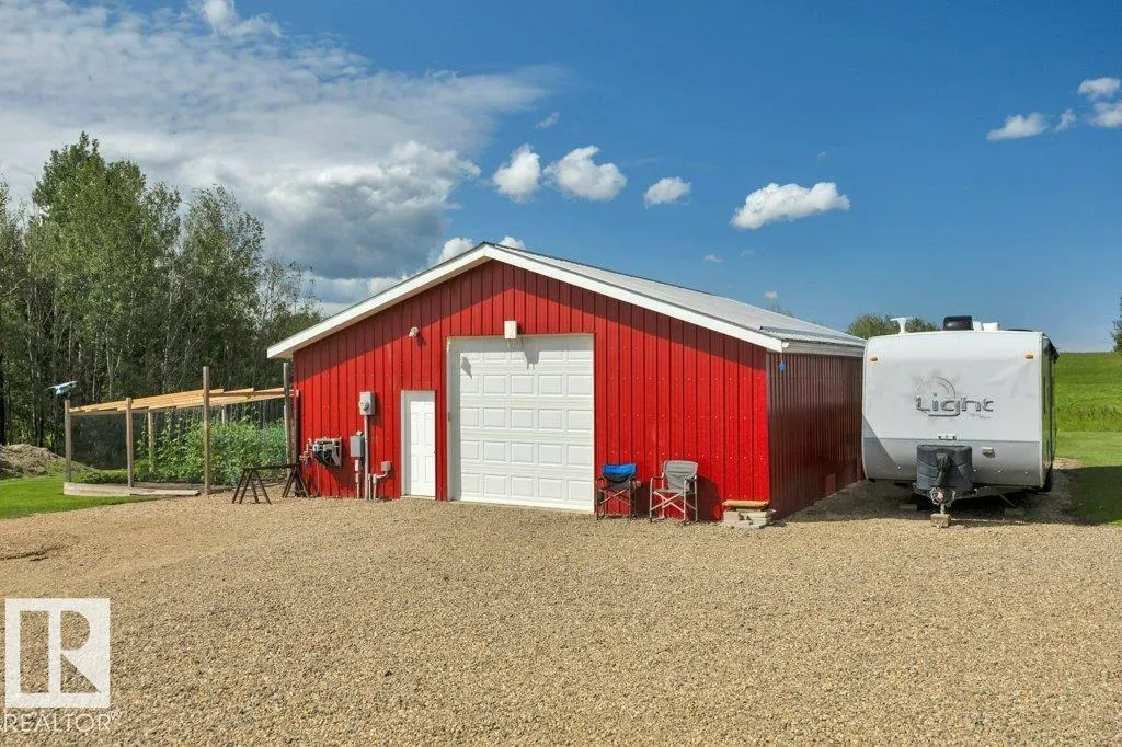10043 TWP ROAD 452