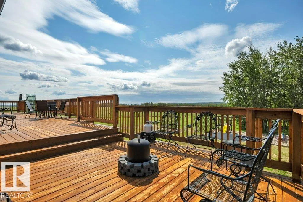 10043 TWP ROAD 452