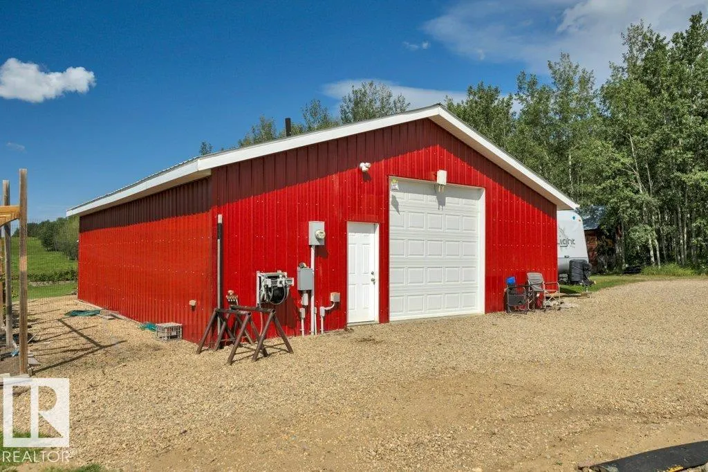 10043 TWP ROAD 452