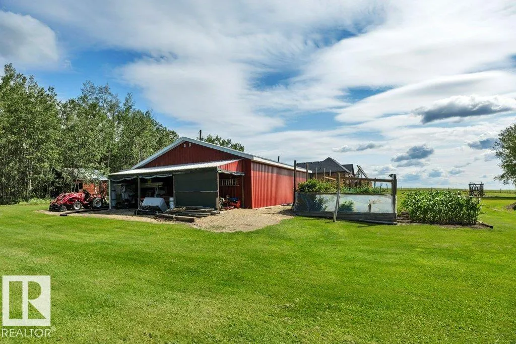 10043 TWP ROAD 452