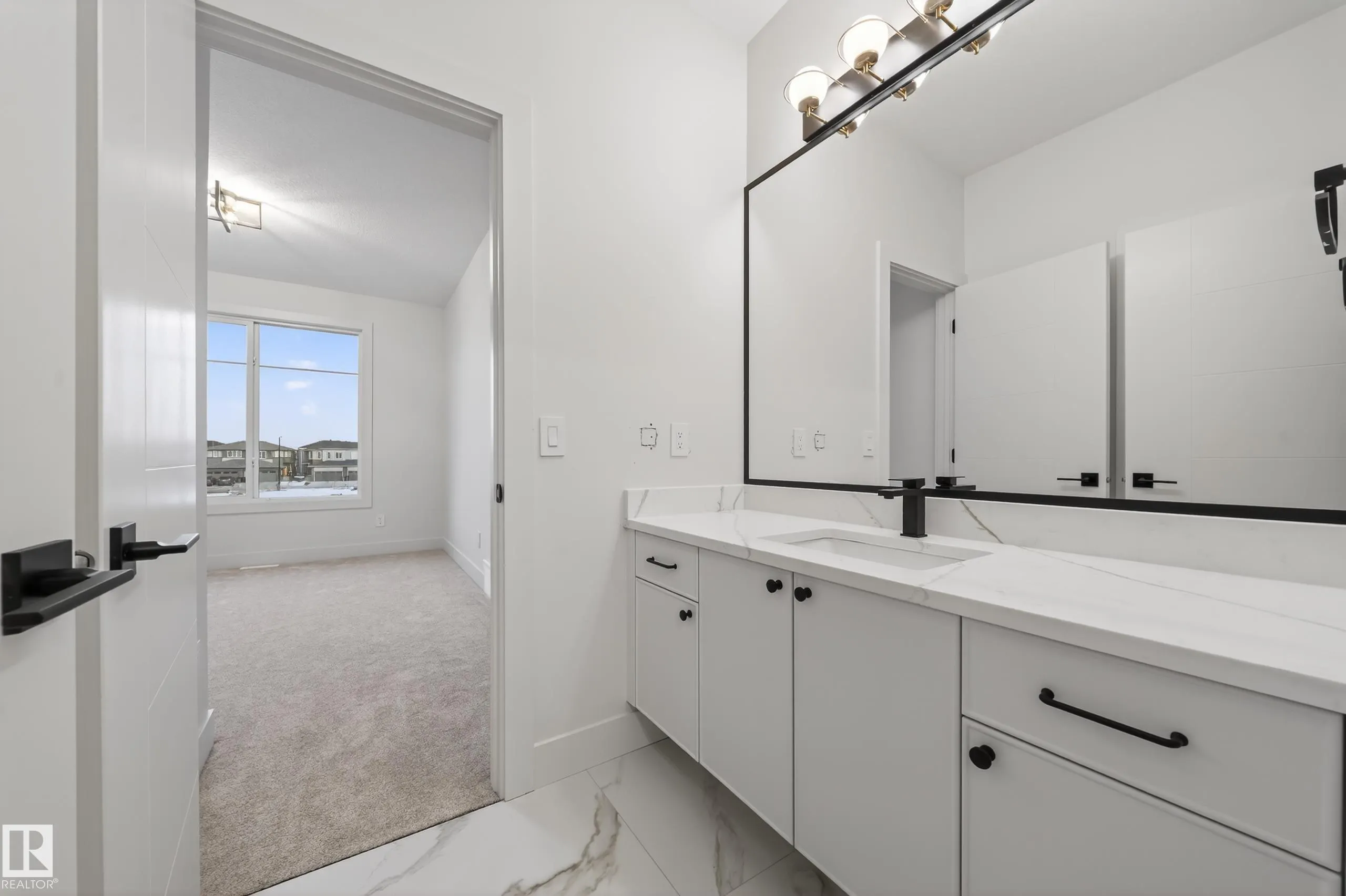 4276 CHARLES Close