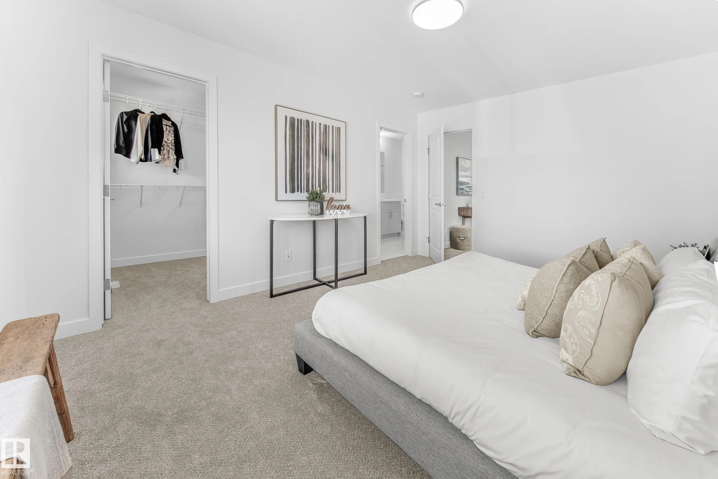 1424 CRISTALL Place