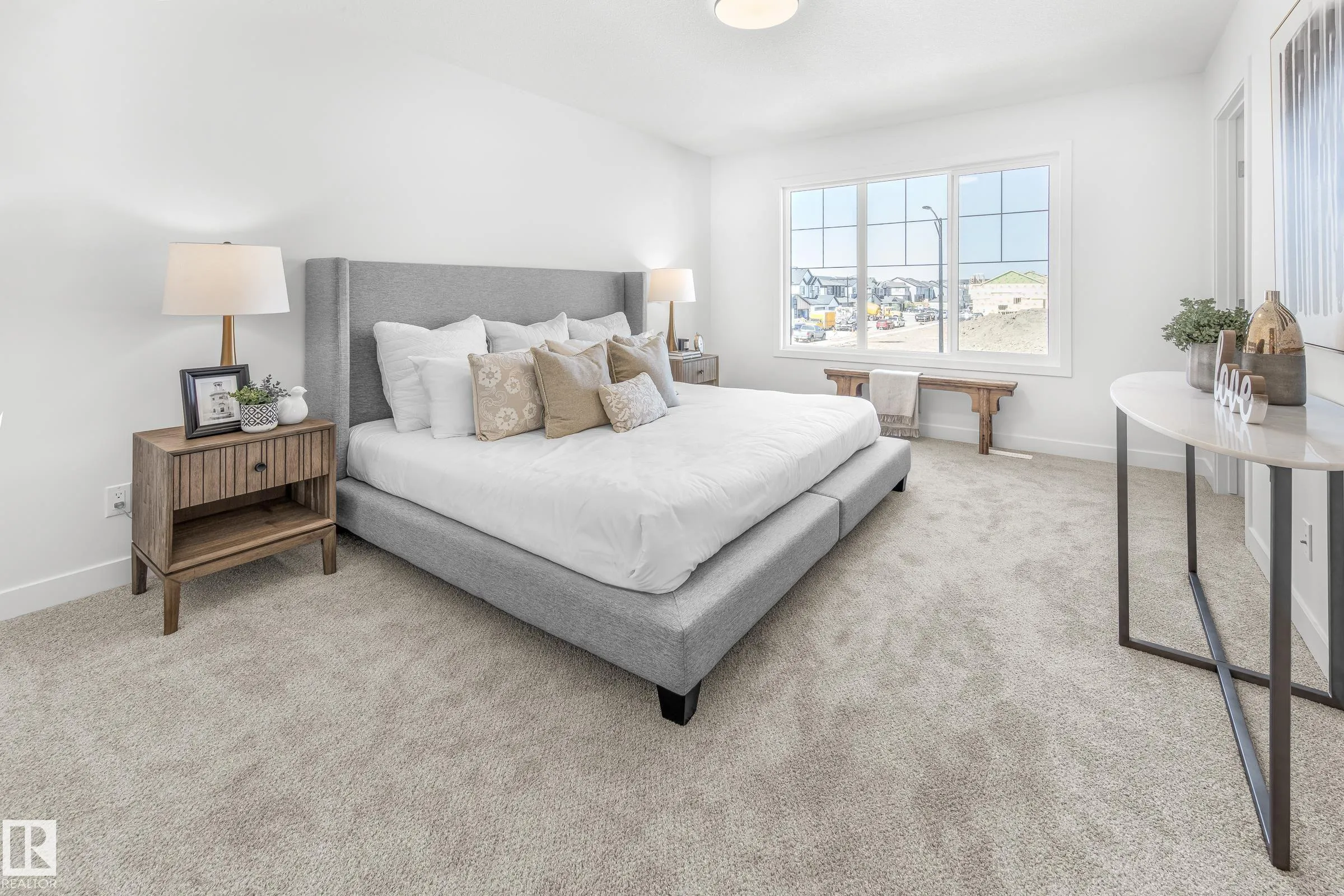 1424 CRISTALL Place
