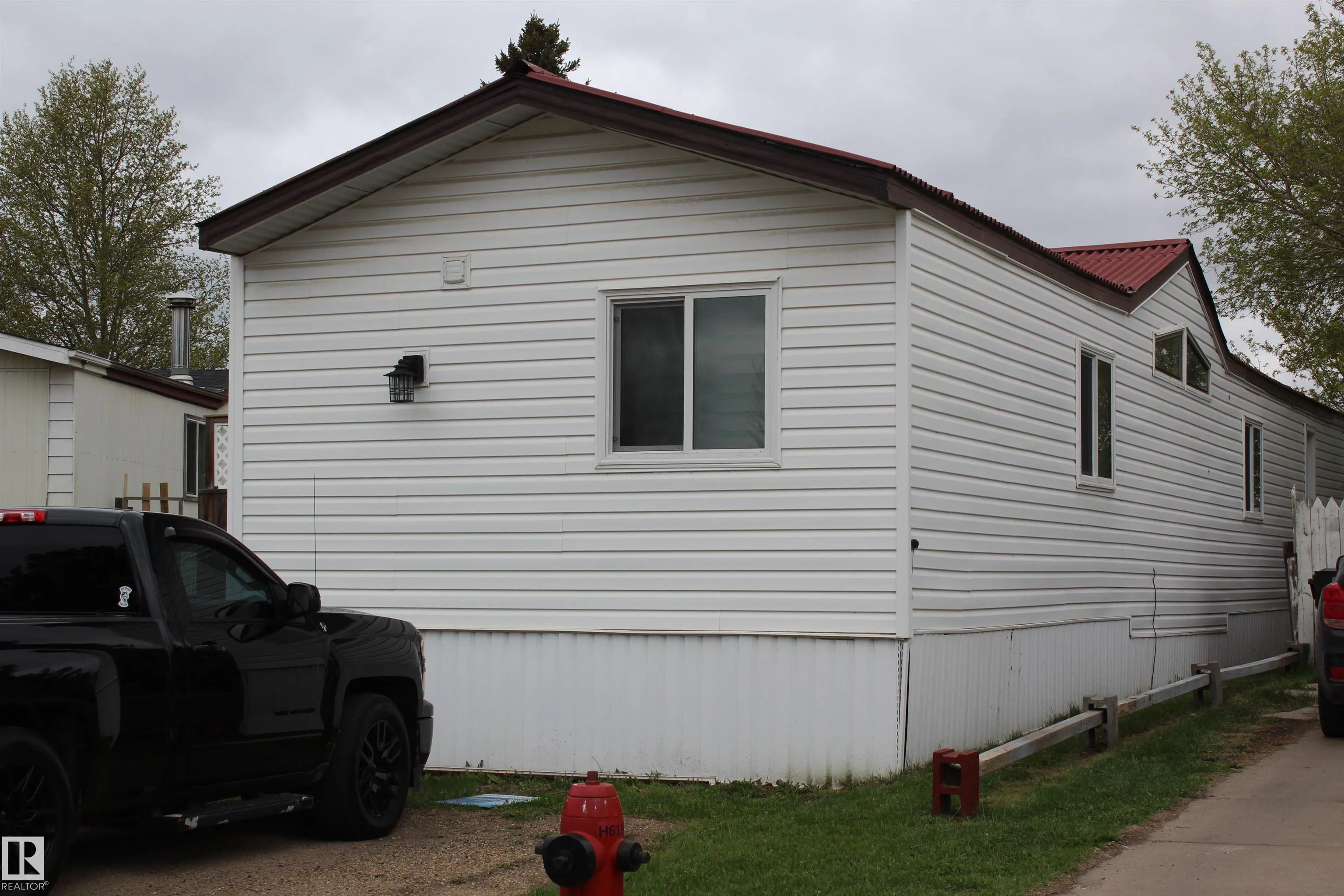 1118 Lakevista Drive