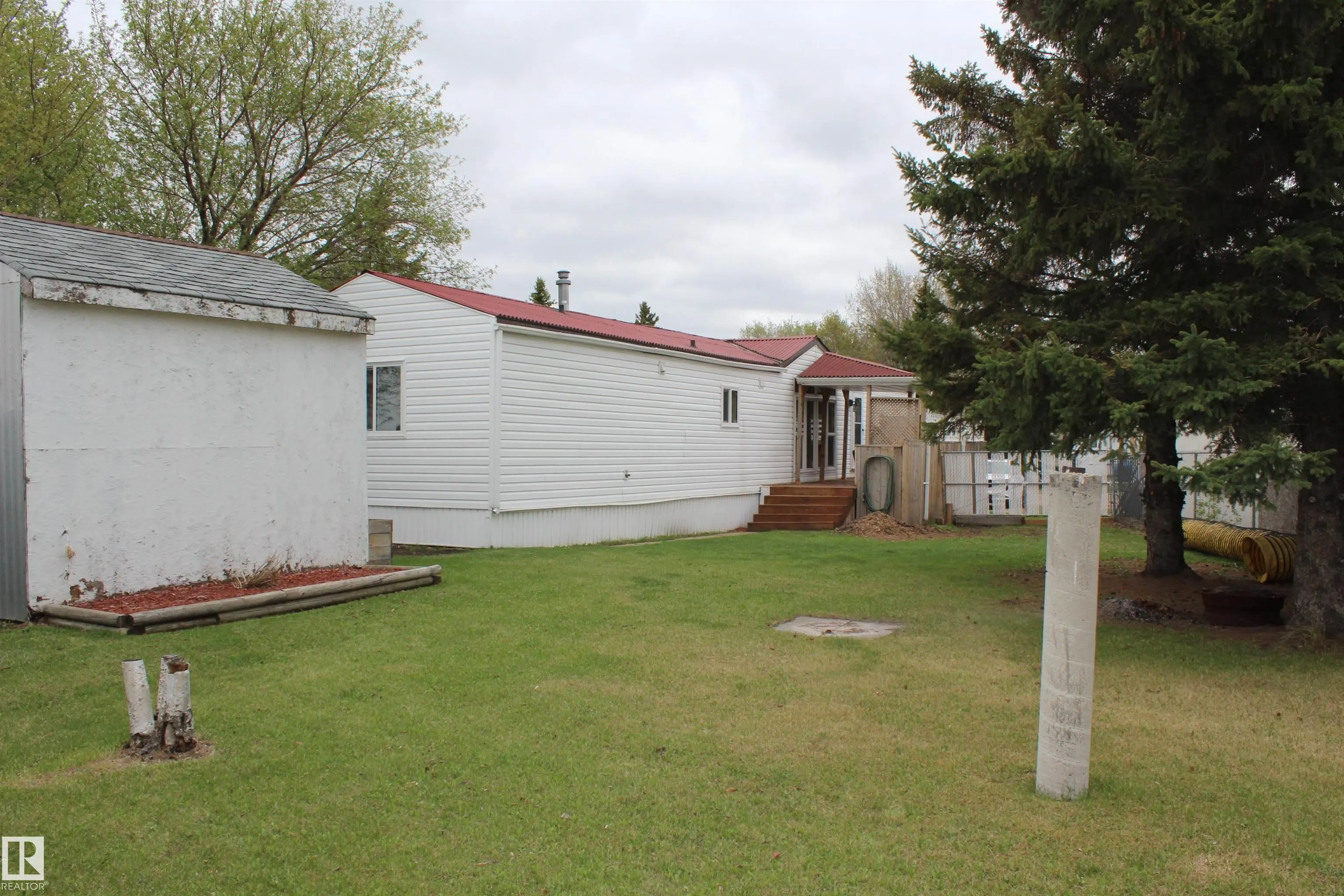 1118 Lakevista Drive