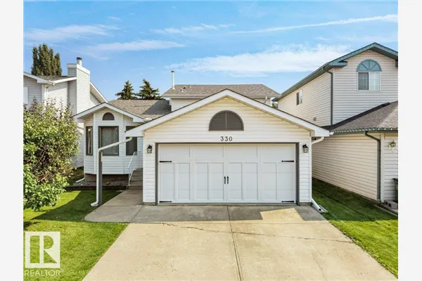 330 PEARSON Crescent