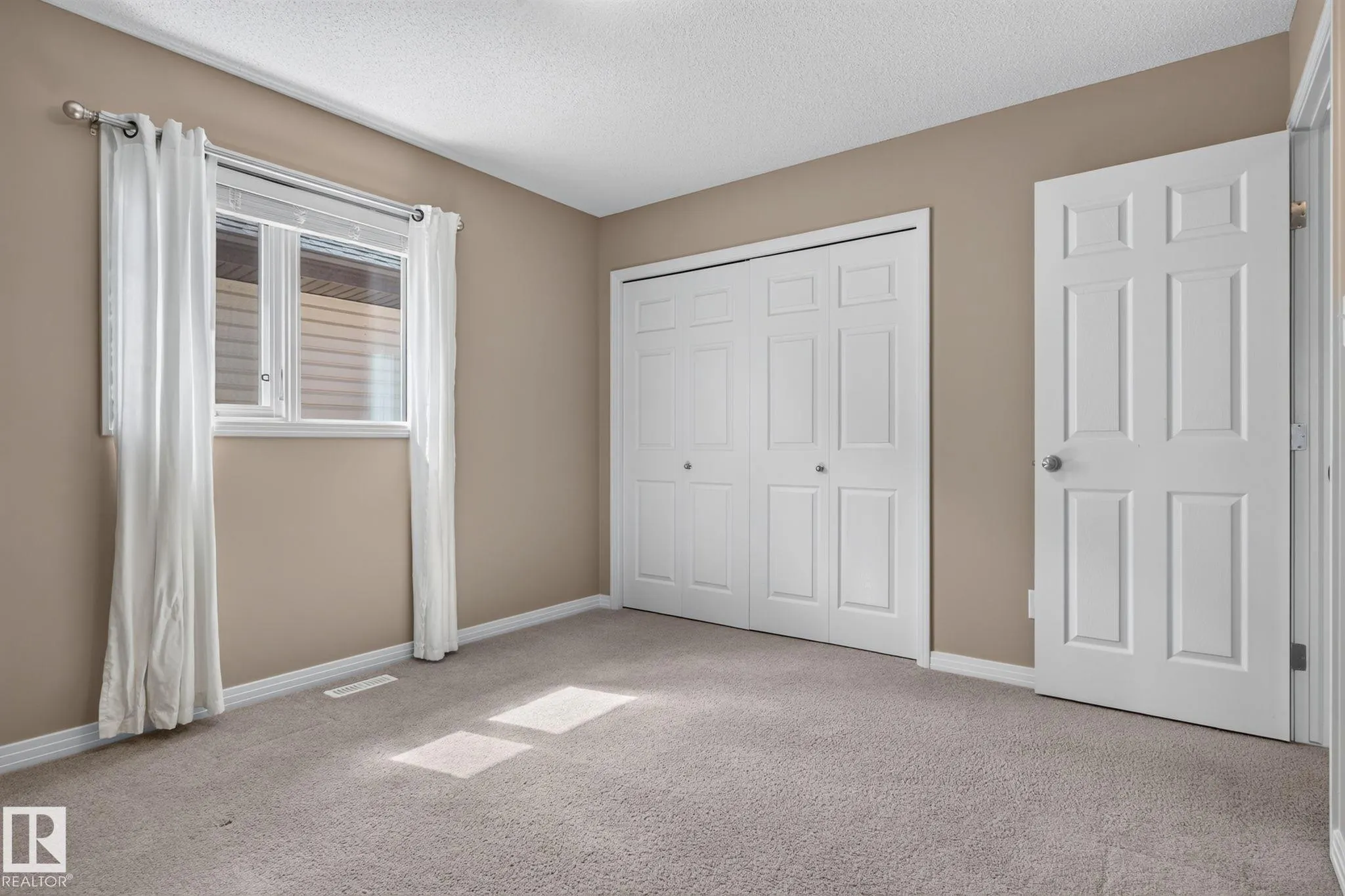 3536 CLAXTON Crescent