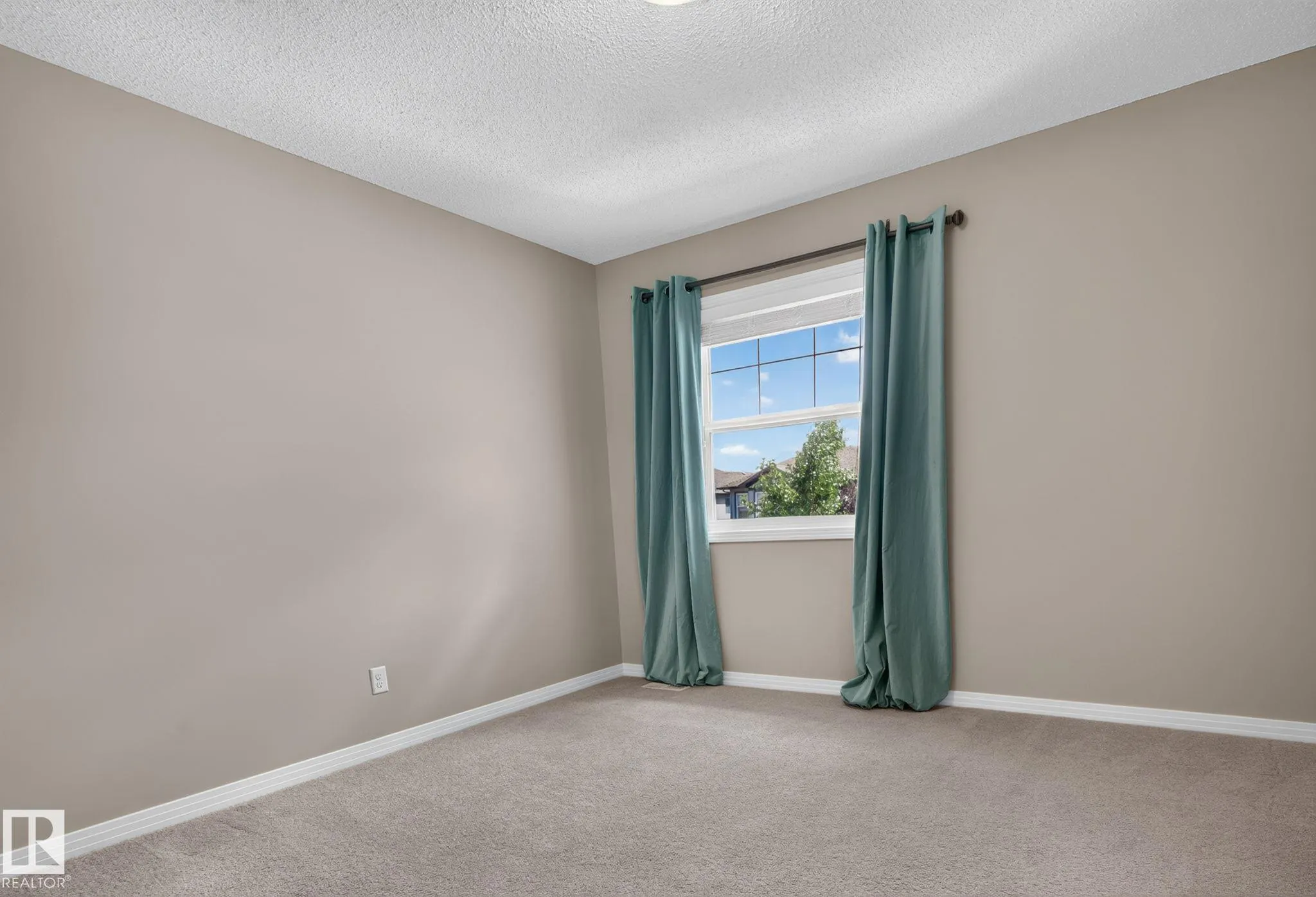 3536 CLAXTON Crescent