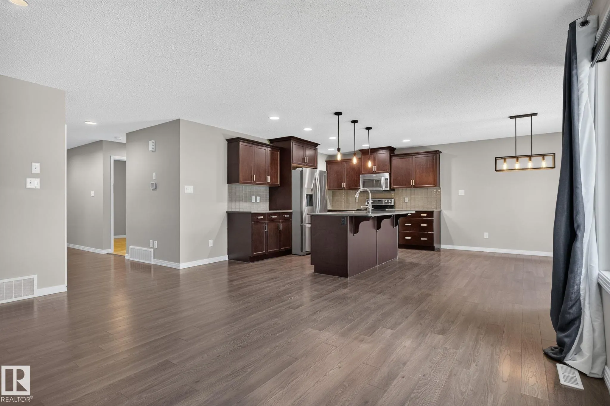 3536 CLAXTON Crescent