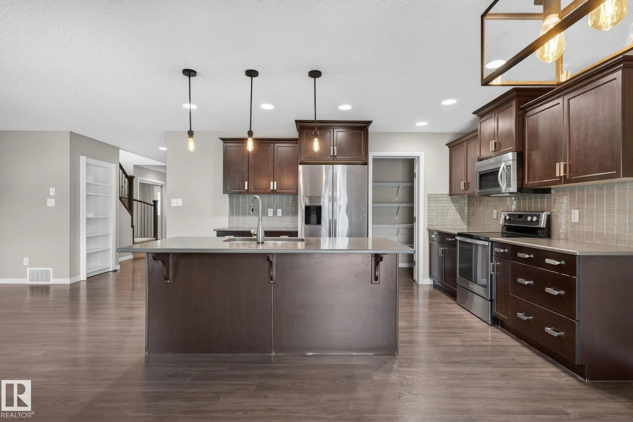 3536 CLAXTON Crescent