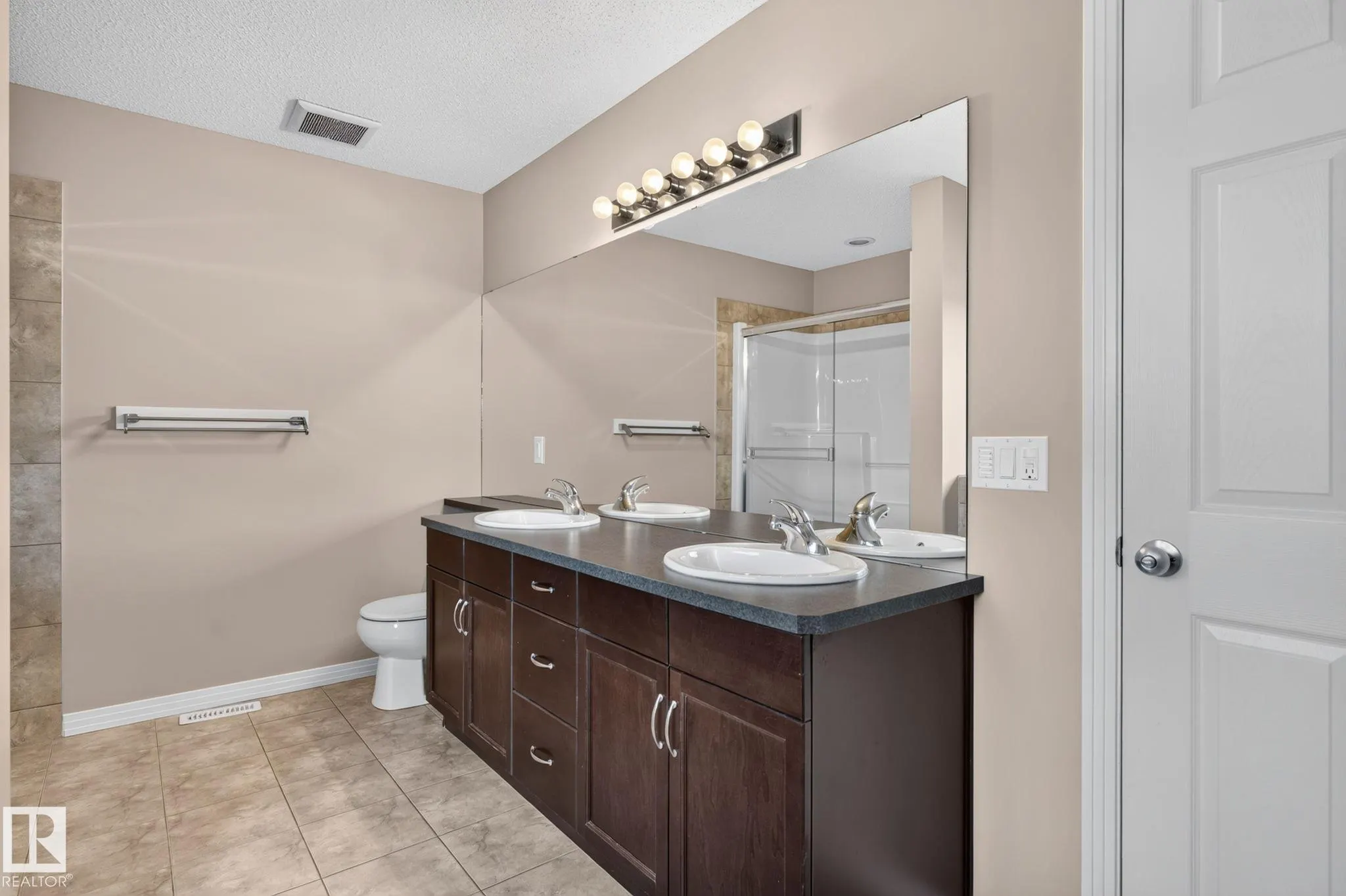 3536 CLAXTON Crescent