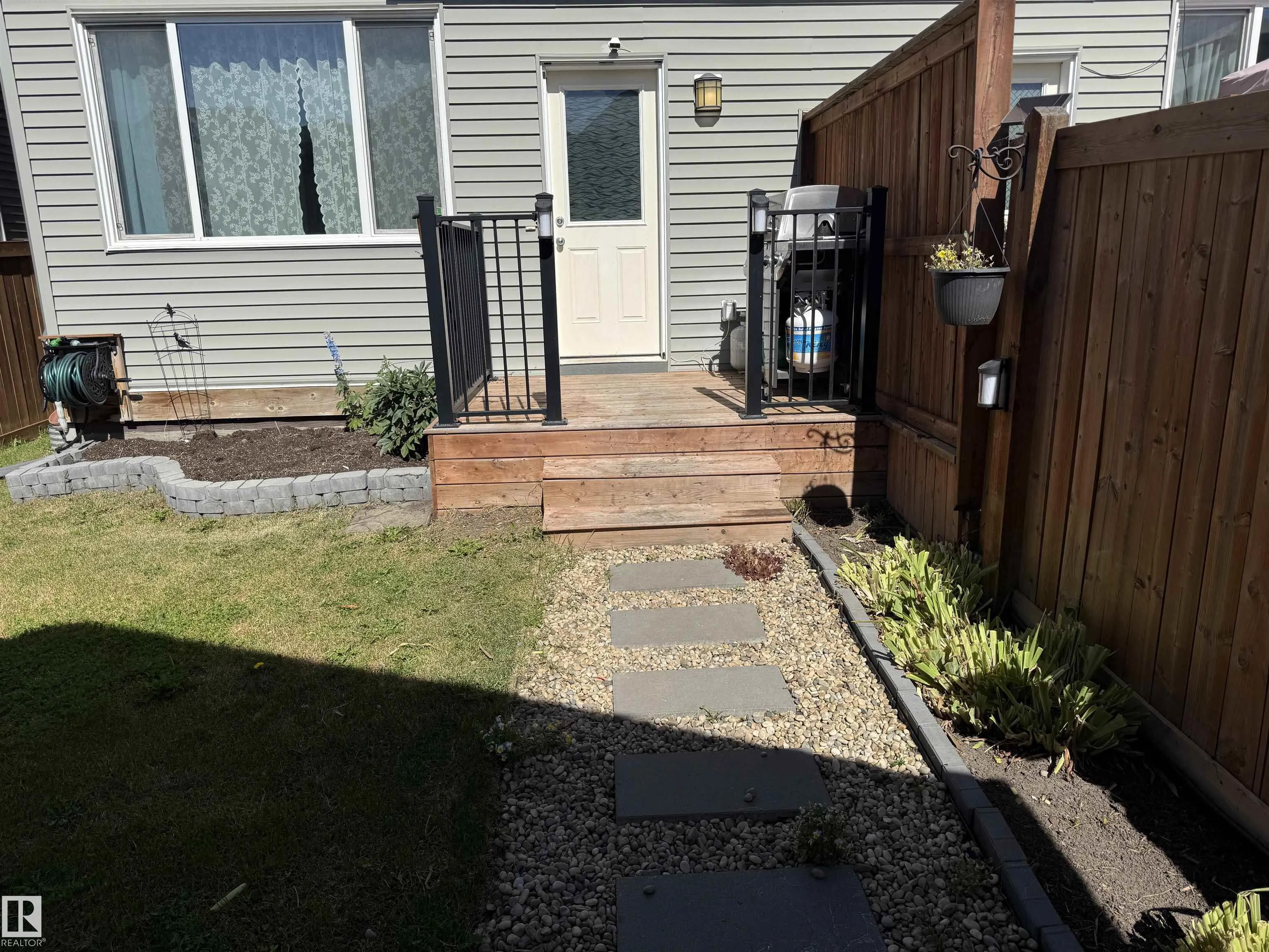 4331 COOKE Lane