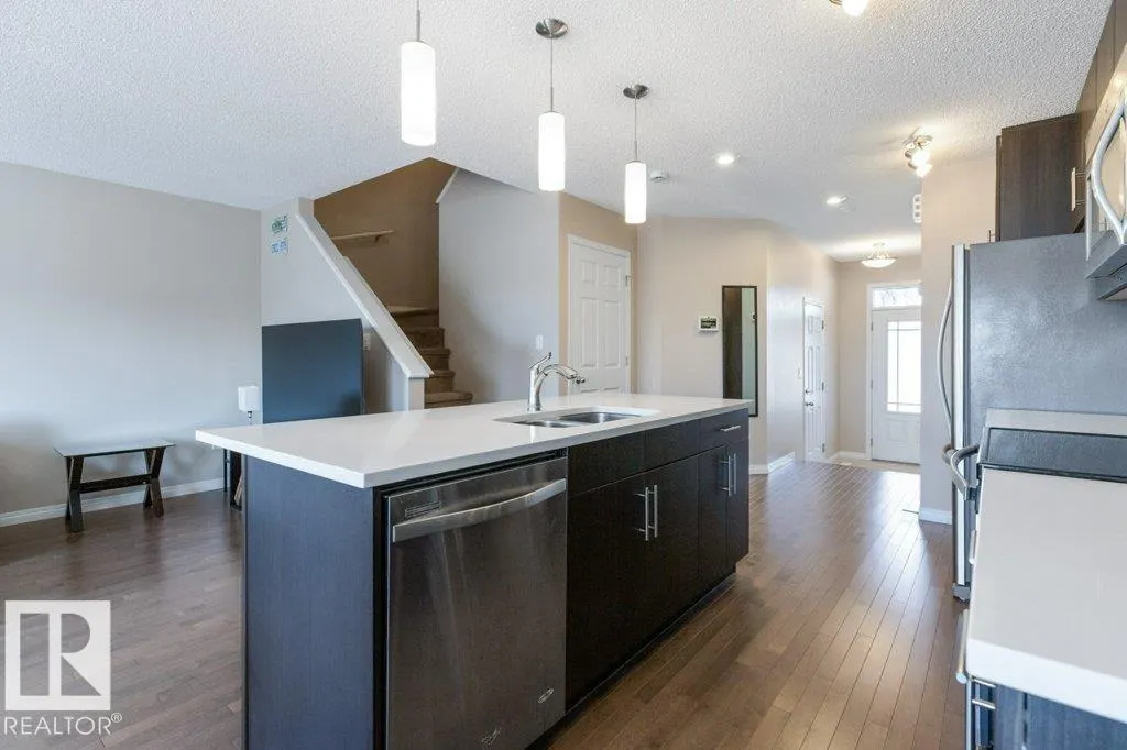 3119 CARPENTER LANDING Landing