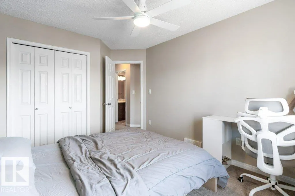 3119 CARPENTER LANDING Landing