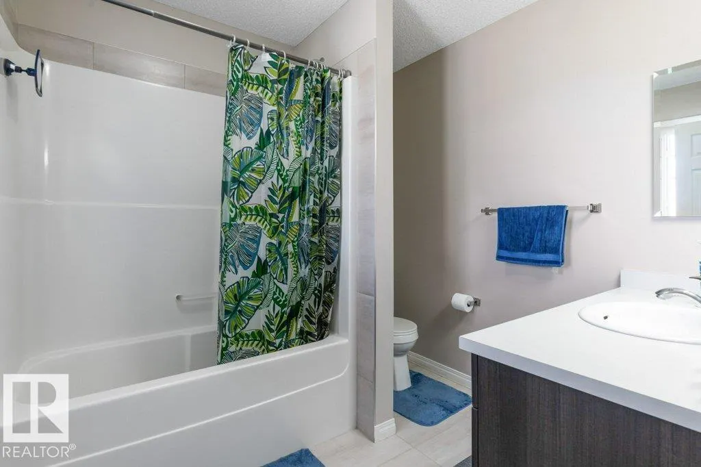 3119 CARPENTER LANDING Landing