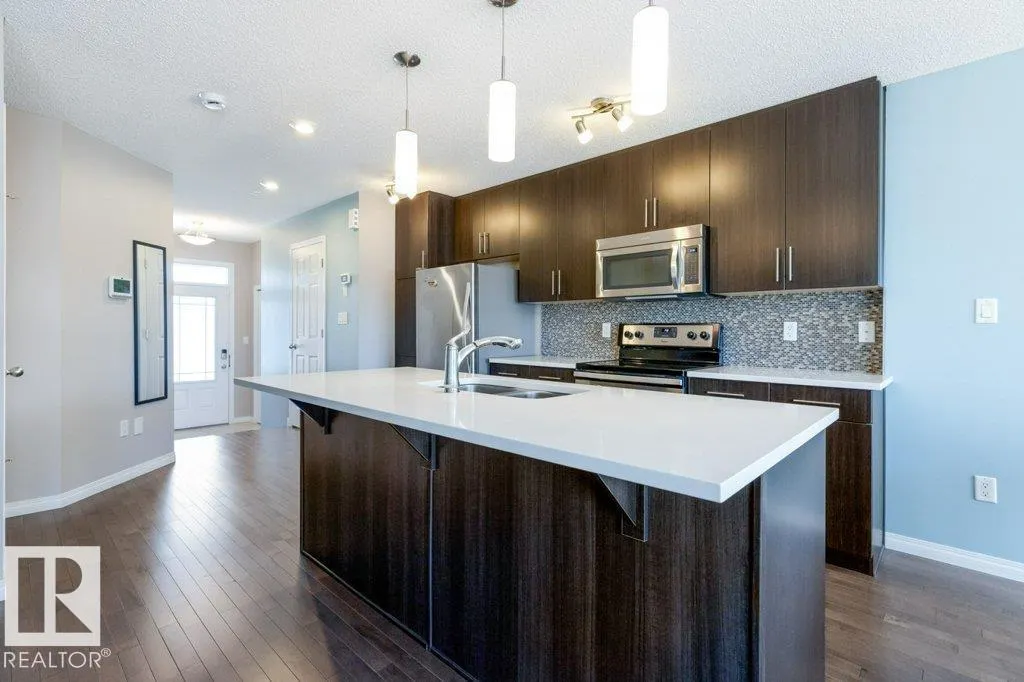 3119 CARPENTER LANDING Landing