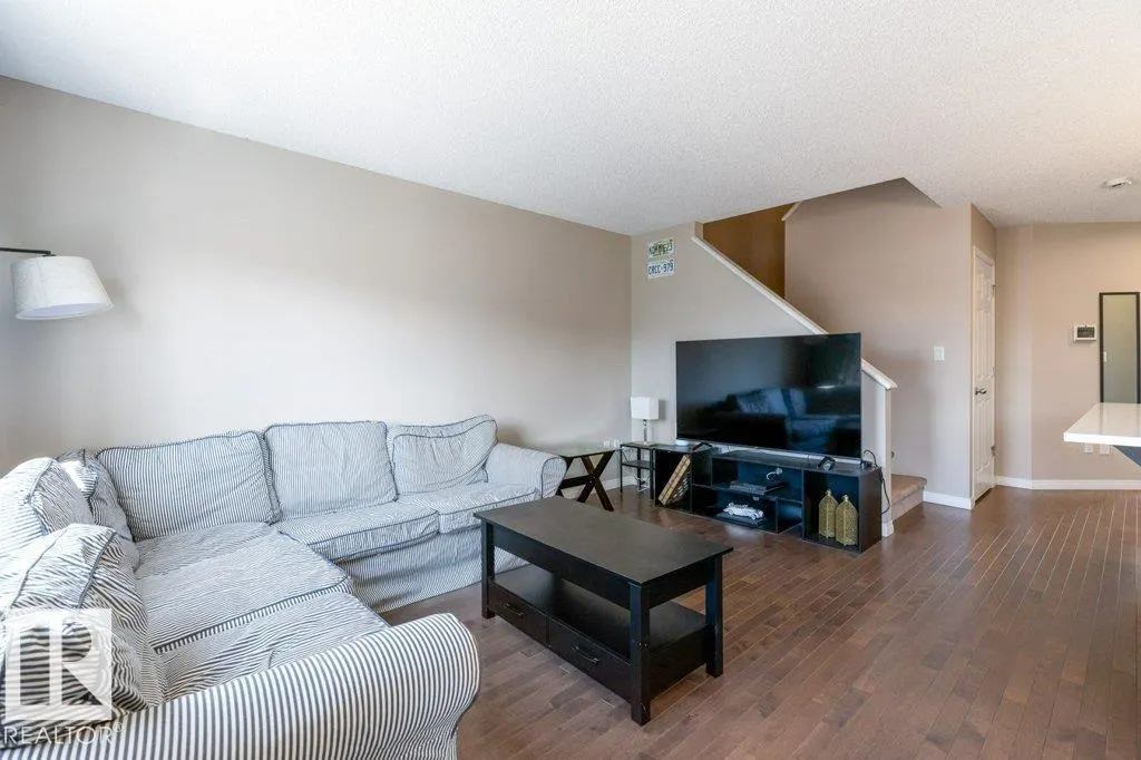 3119 CARPENTER LANDING Landing
