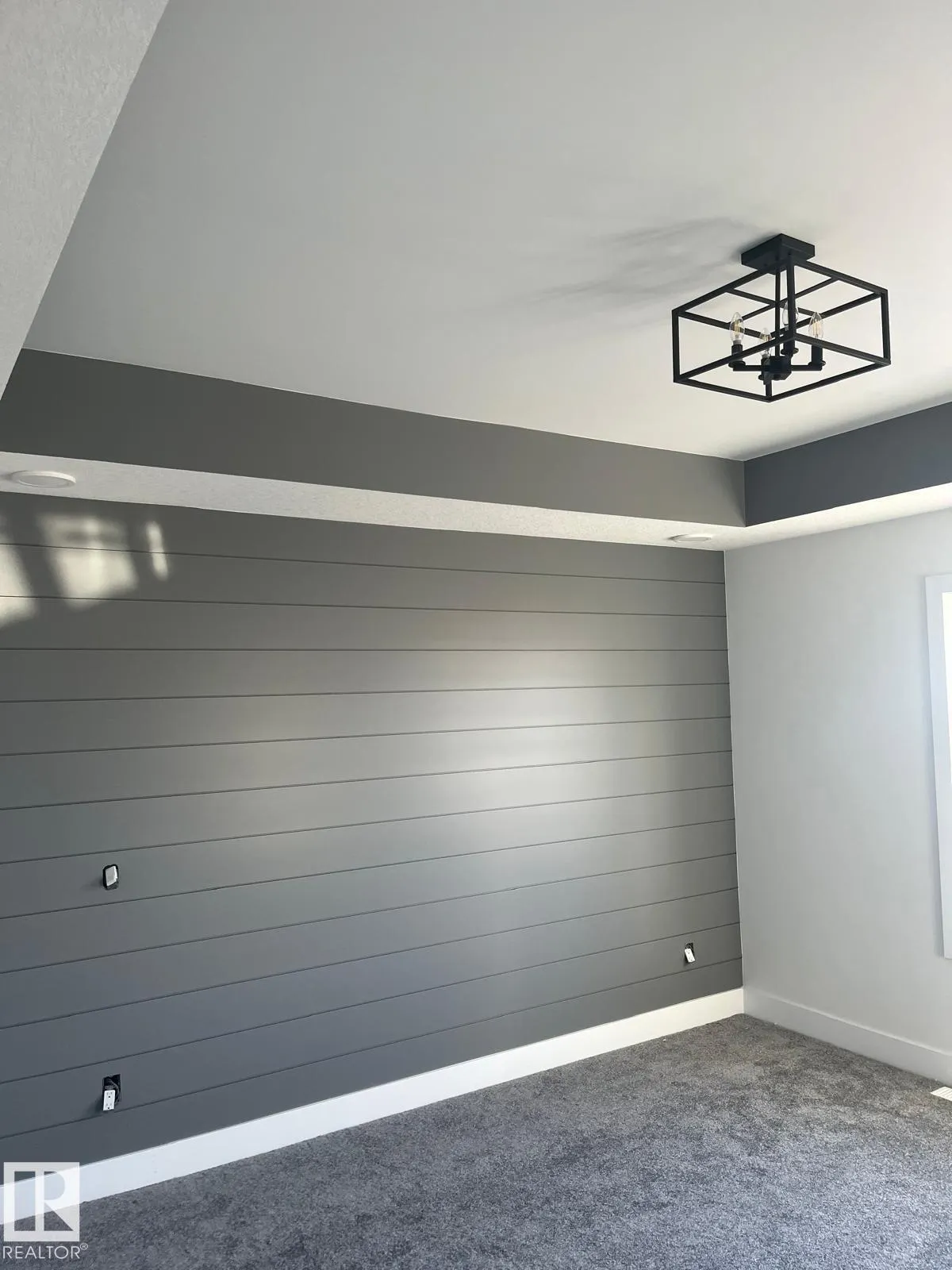 2 Southbridge Court