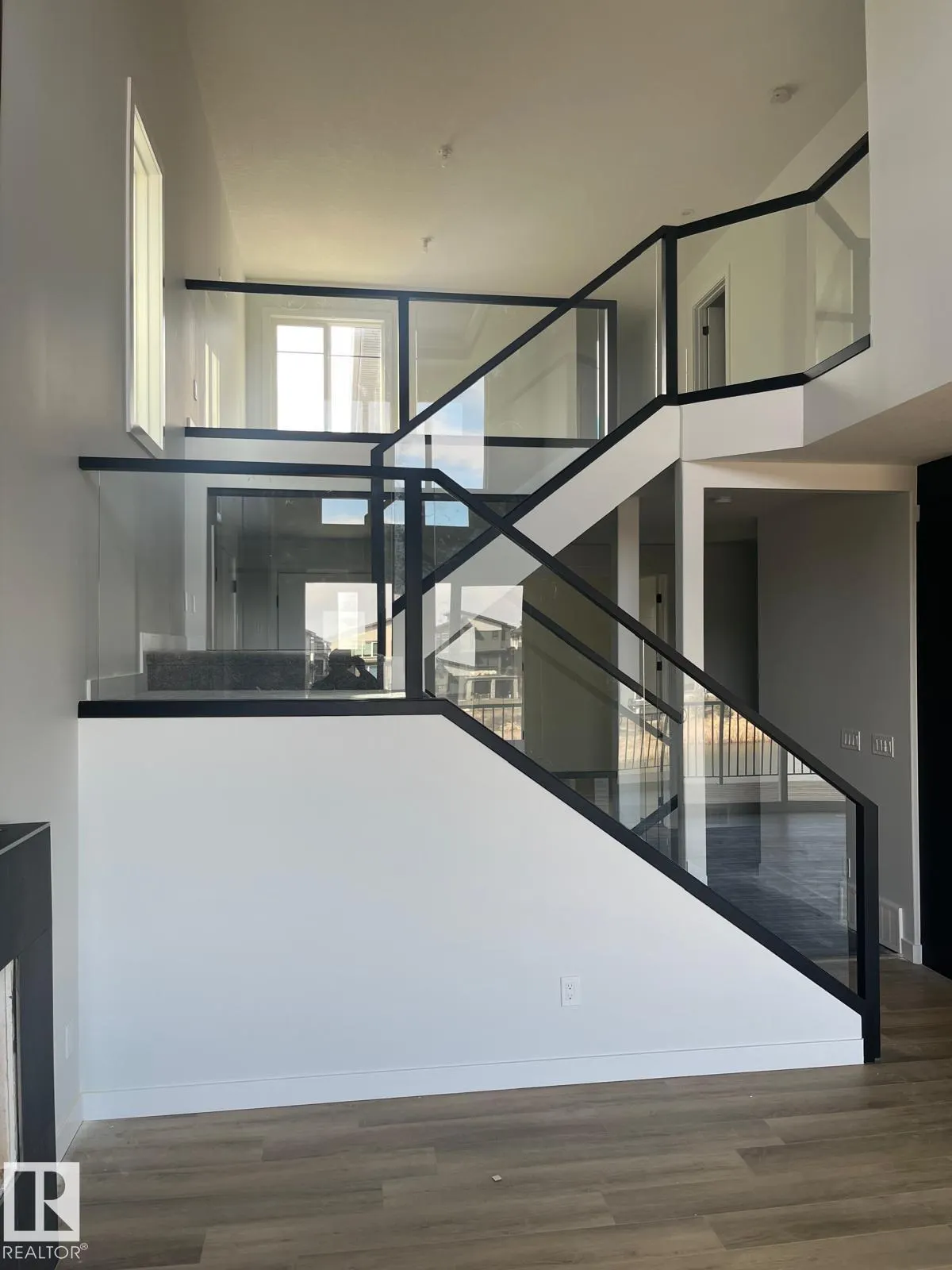 2 Southbridge Court