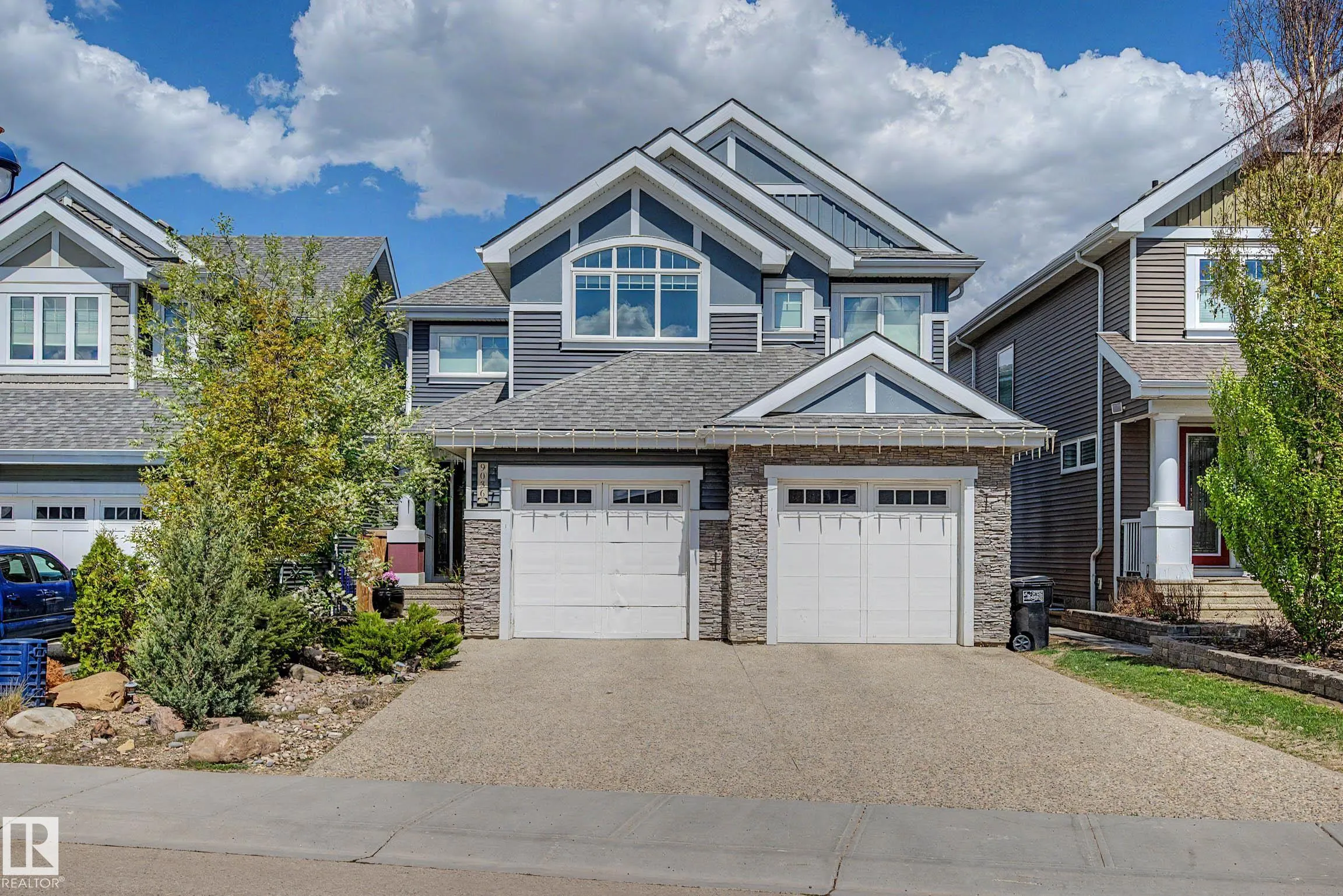 9036 24 Avenue