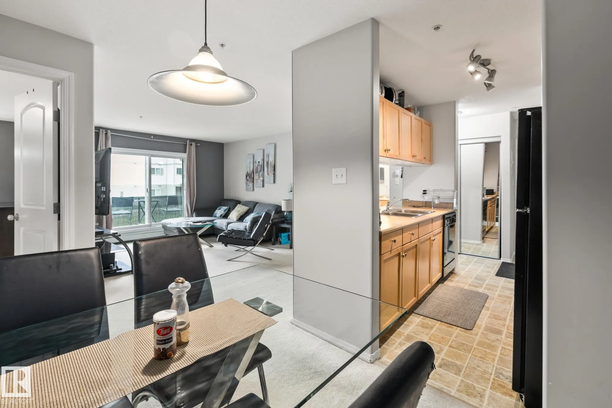 50 Woodsmere Close