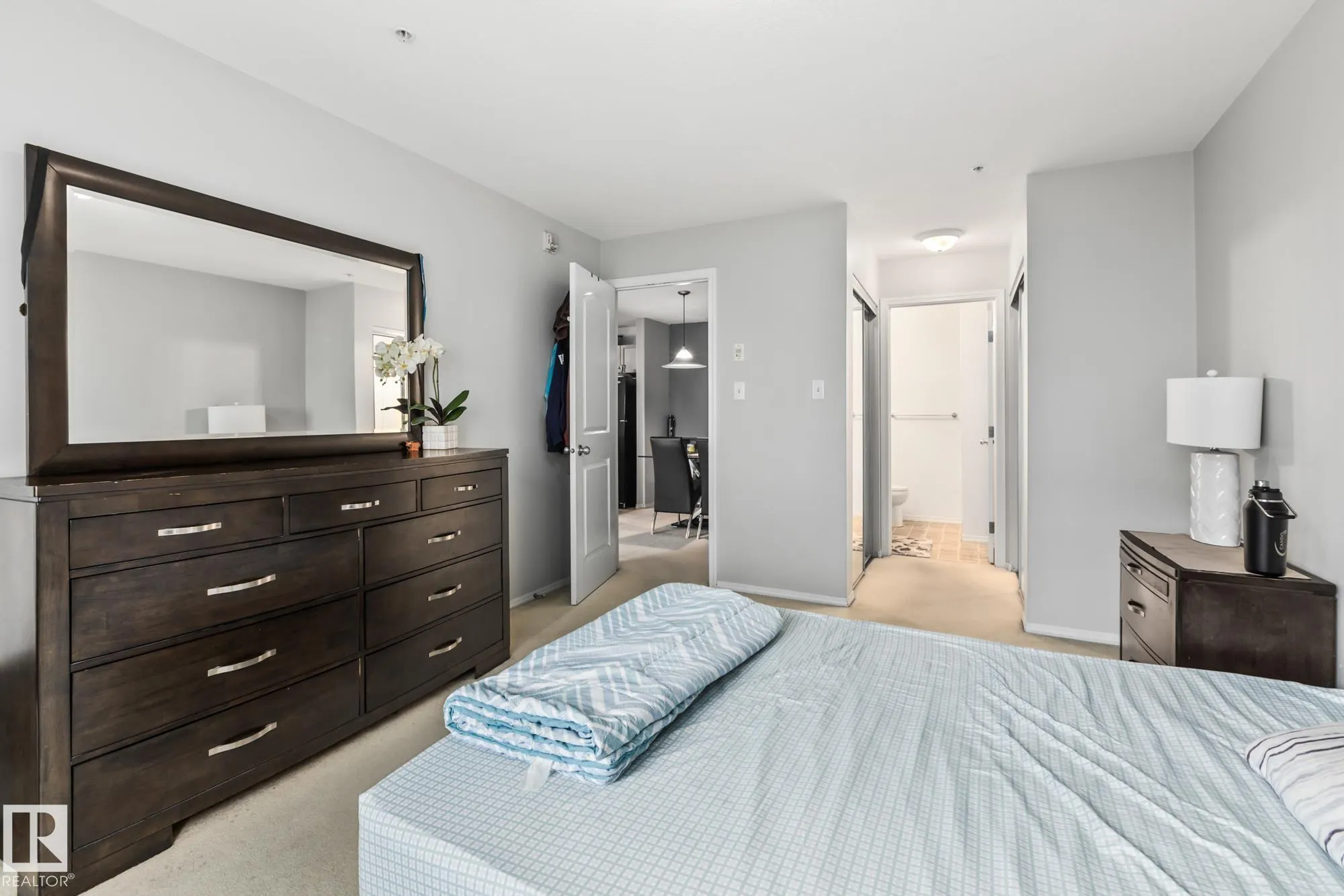 50 Woodsmere Close