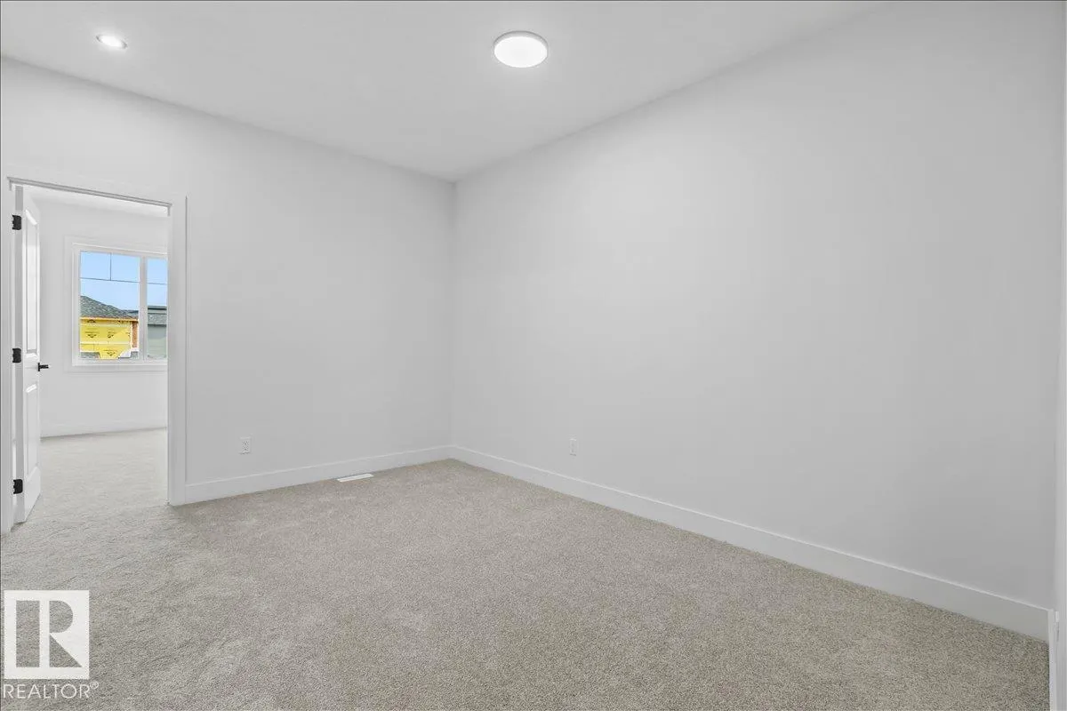 25 Foxtail Road
