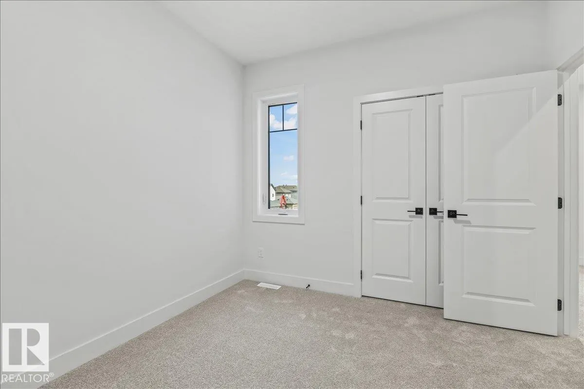 25 Foxtail Road