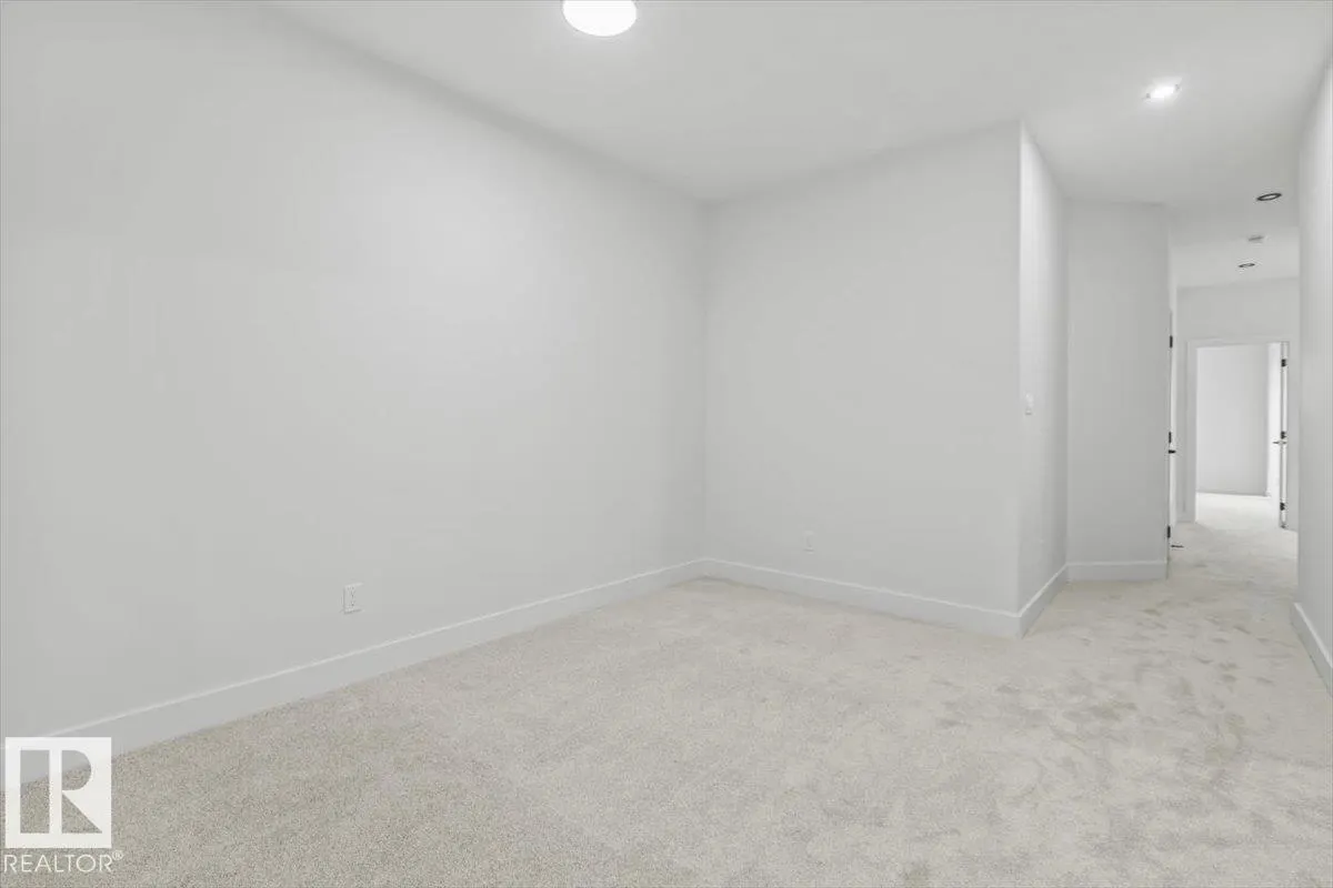 25 Foxtail Road