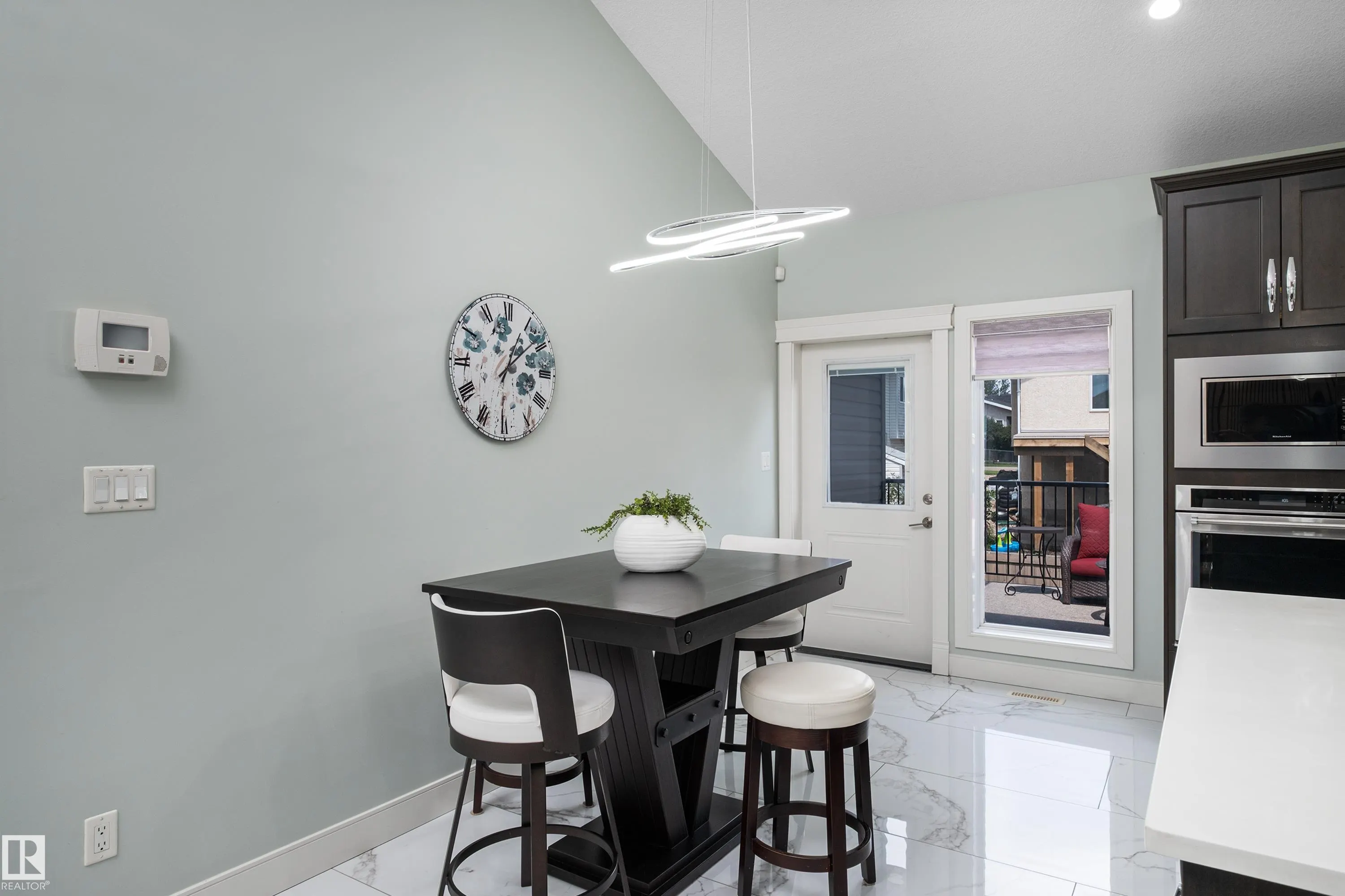 18 Lakevista Point(e)