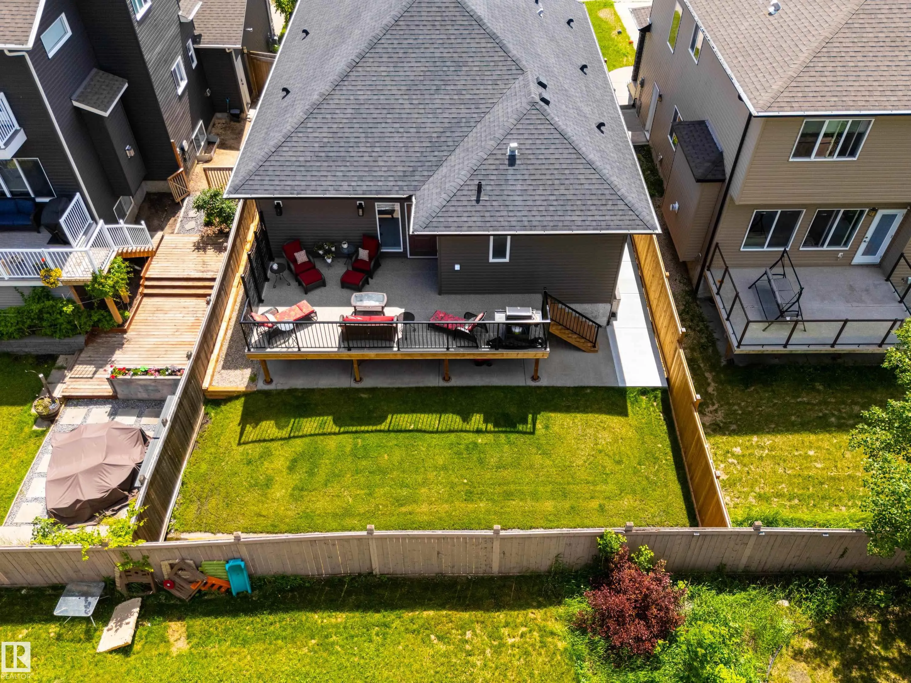 18 Lakevista Point(e)