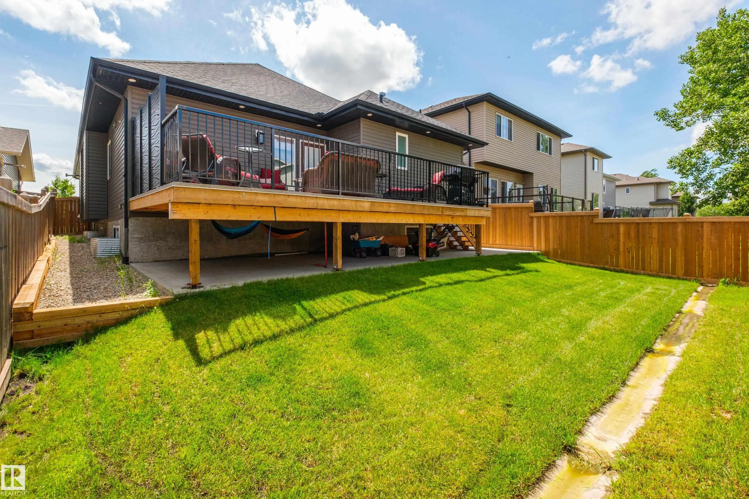 18 Lakevista Point(e)