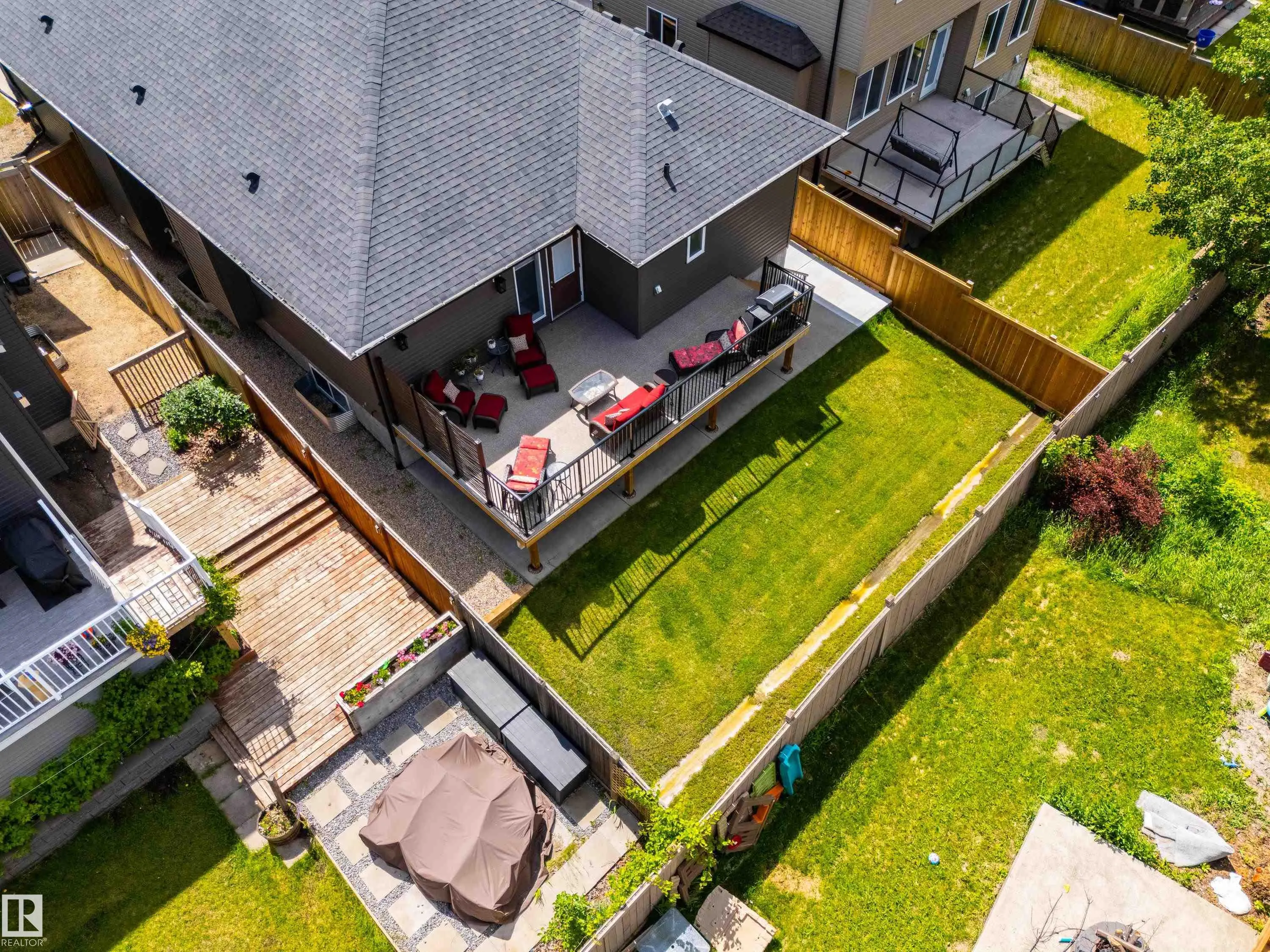 18 Lakevista Point(e)