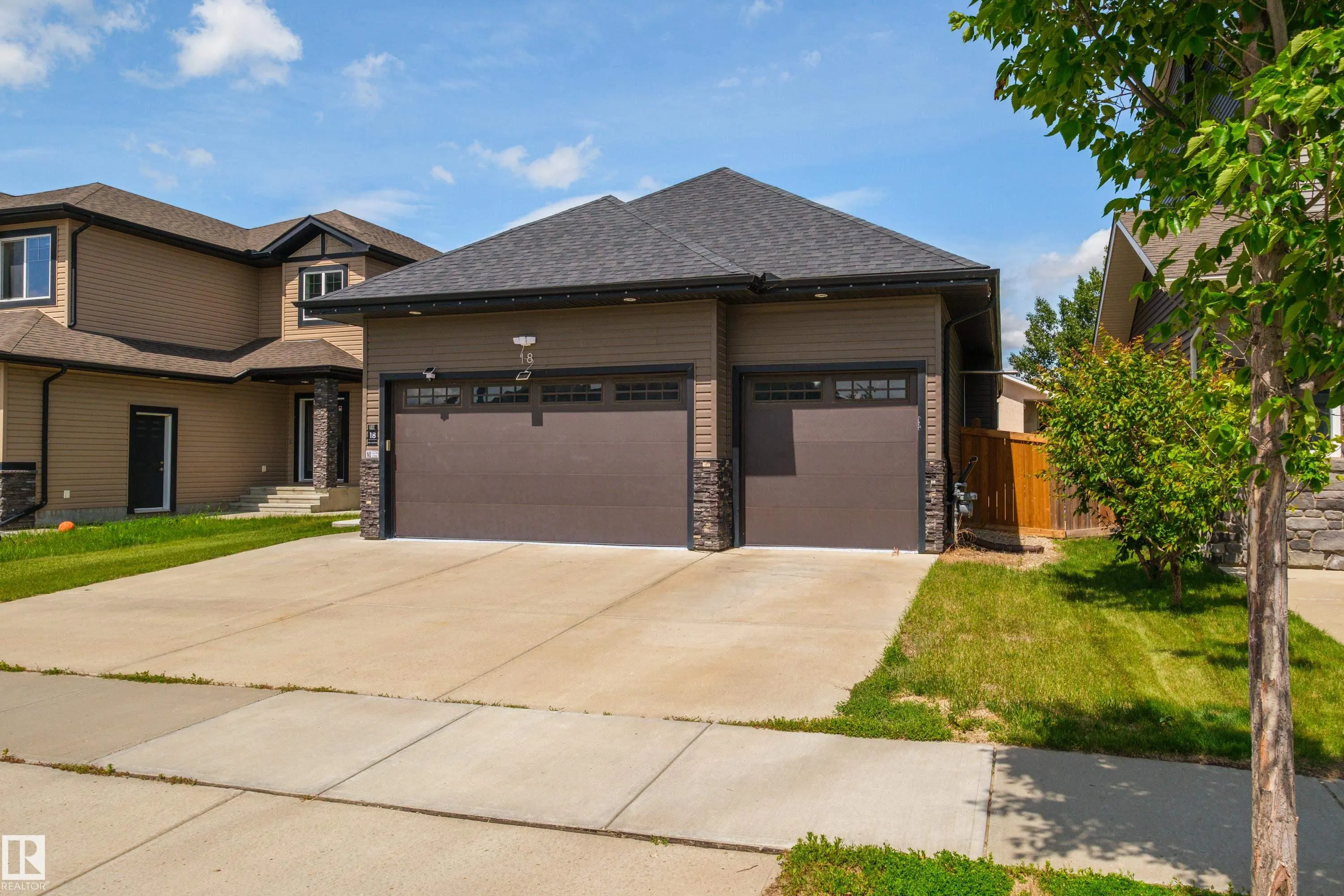18 Lakevista Point(e)