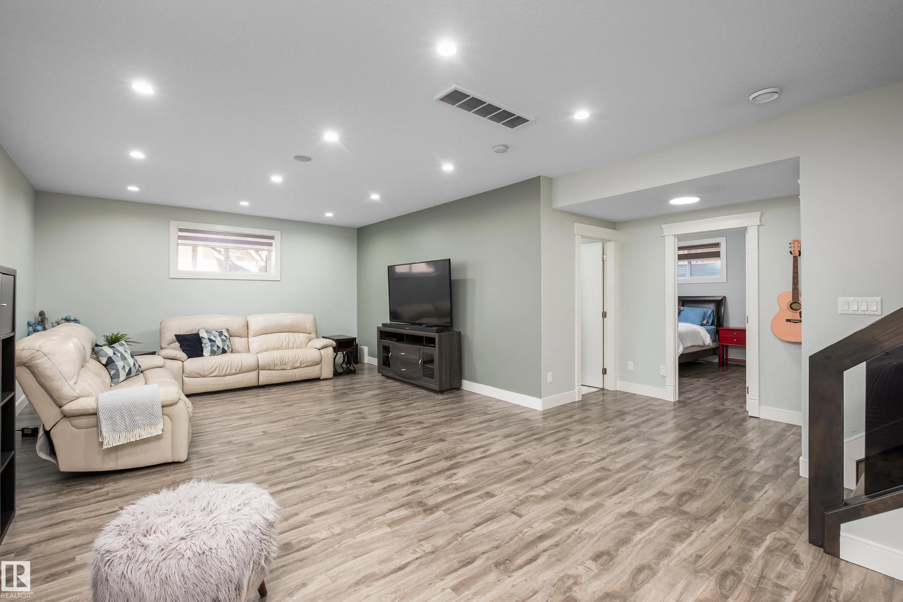 18 Lakevista Point(e)