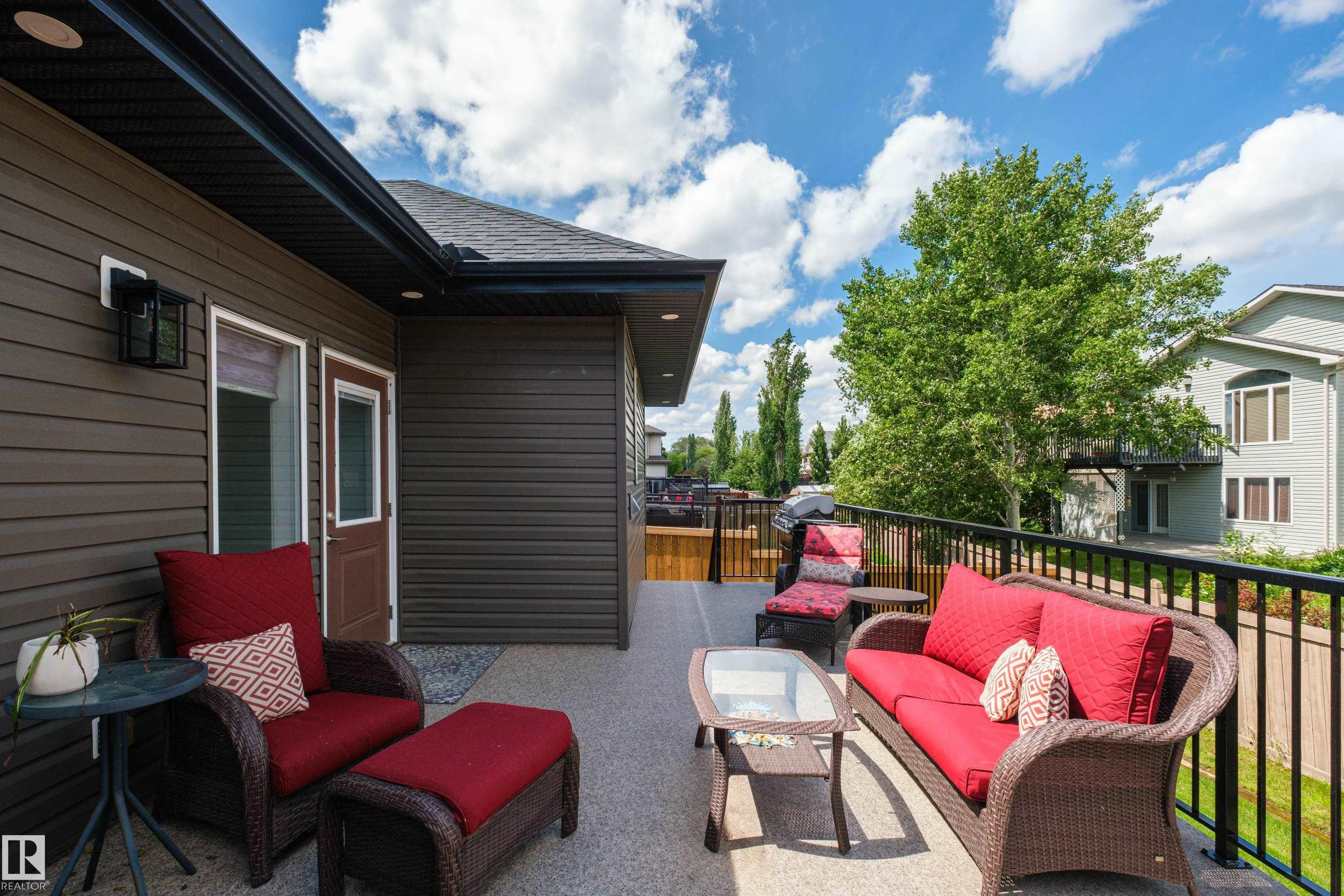 18 Lakevista Point(e)
