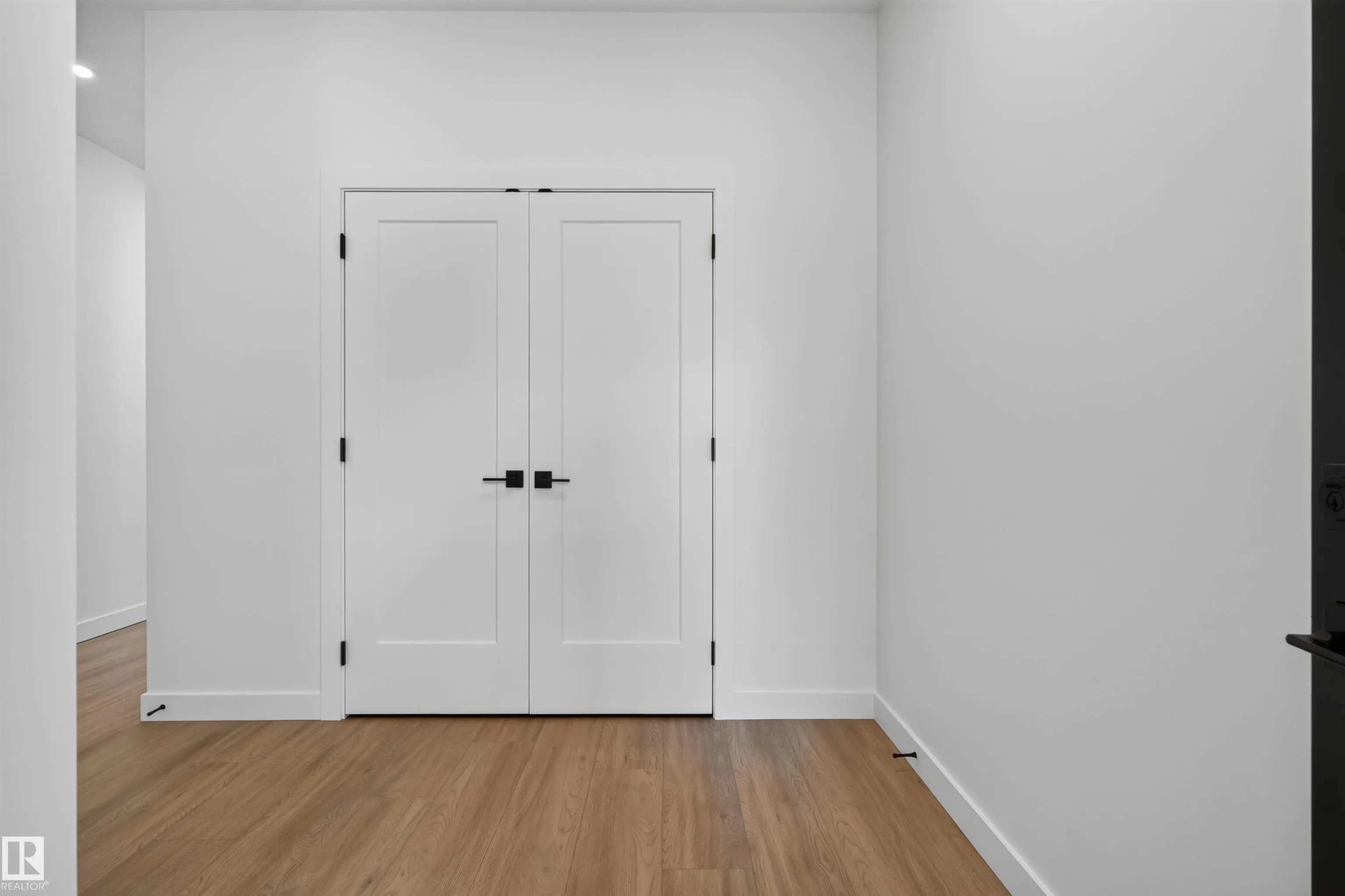 273 PATERSON Link