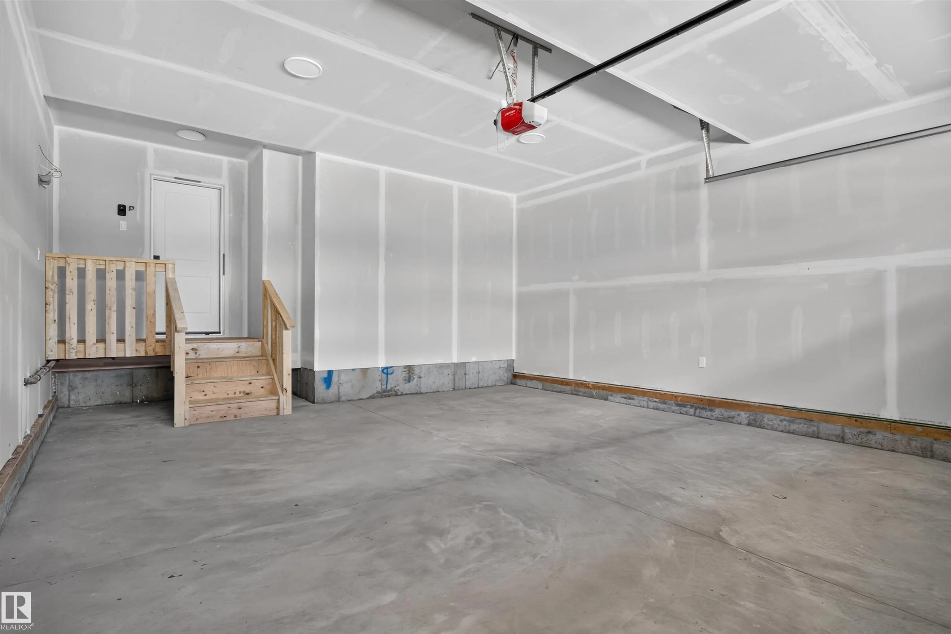273 PATERSON Link