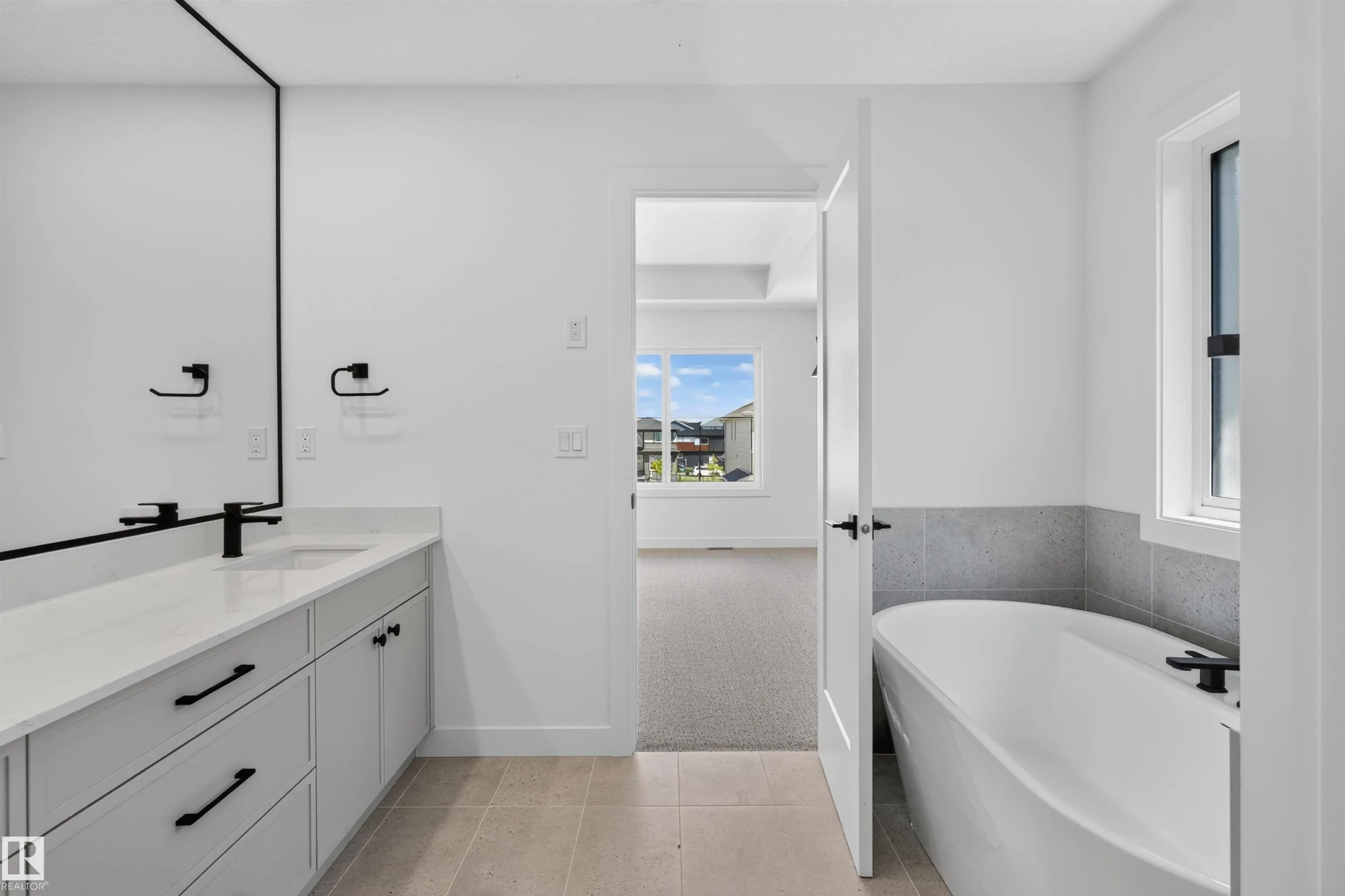 273 PATERSON Link