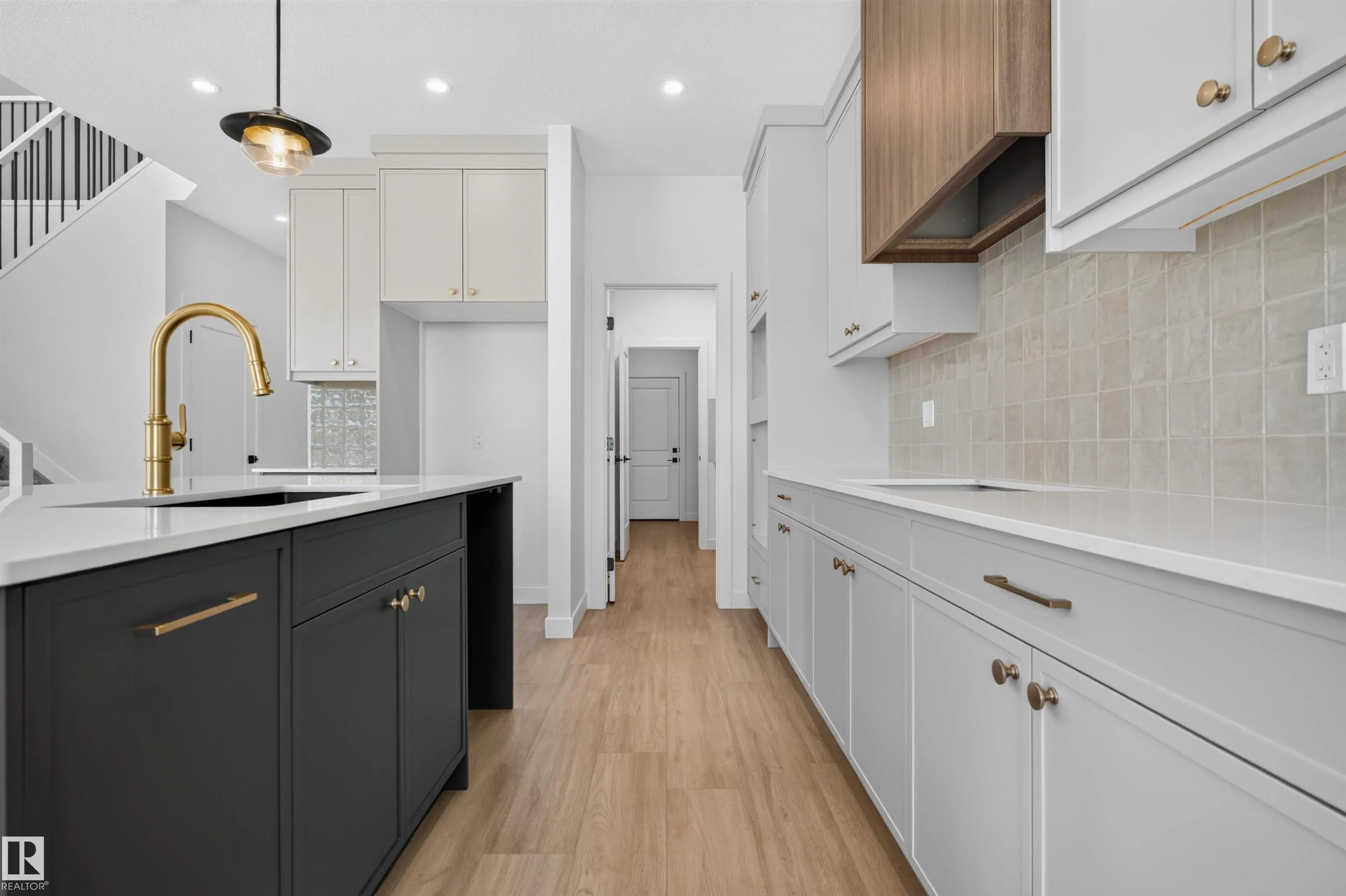 273 PATERSON Link