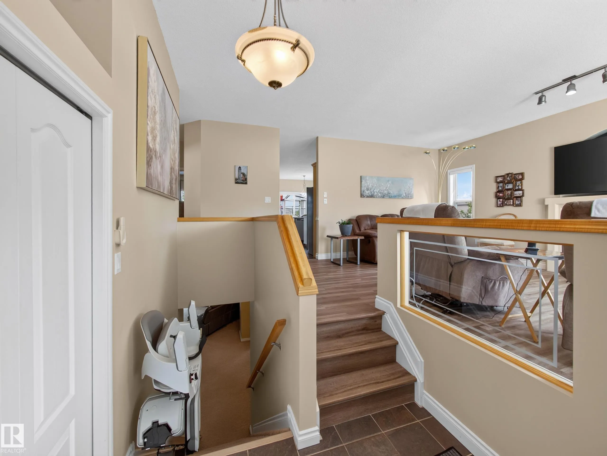 148 FORREST Drive