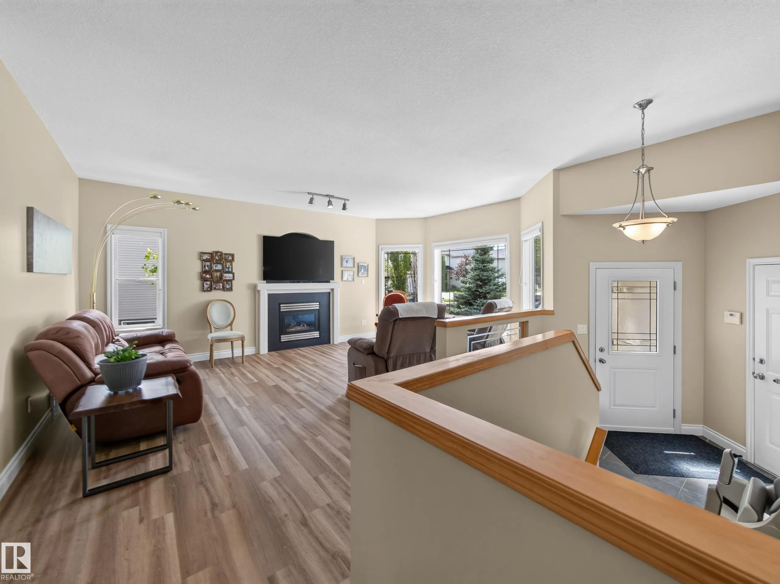 148 FORREST Drive