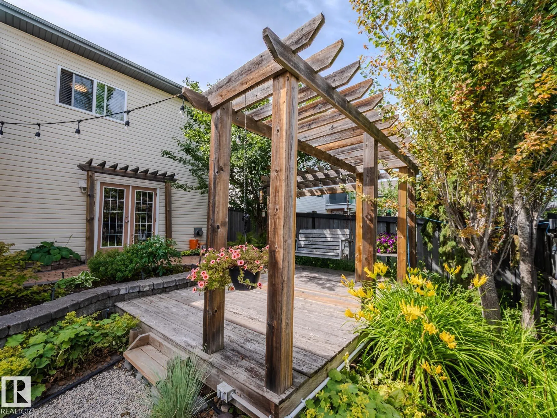 148 FORREST Drive