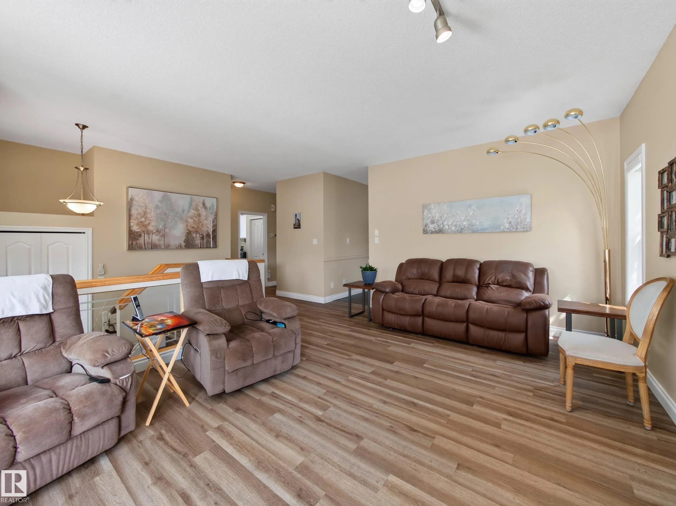148 FORREST Drive