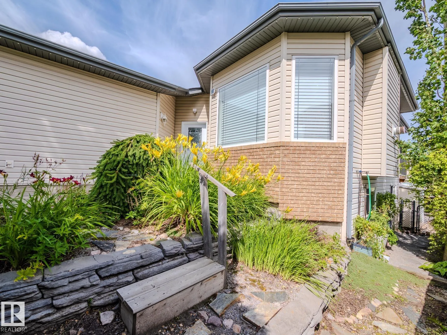 148 FORREST Drive